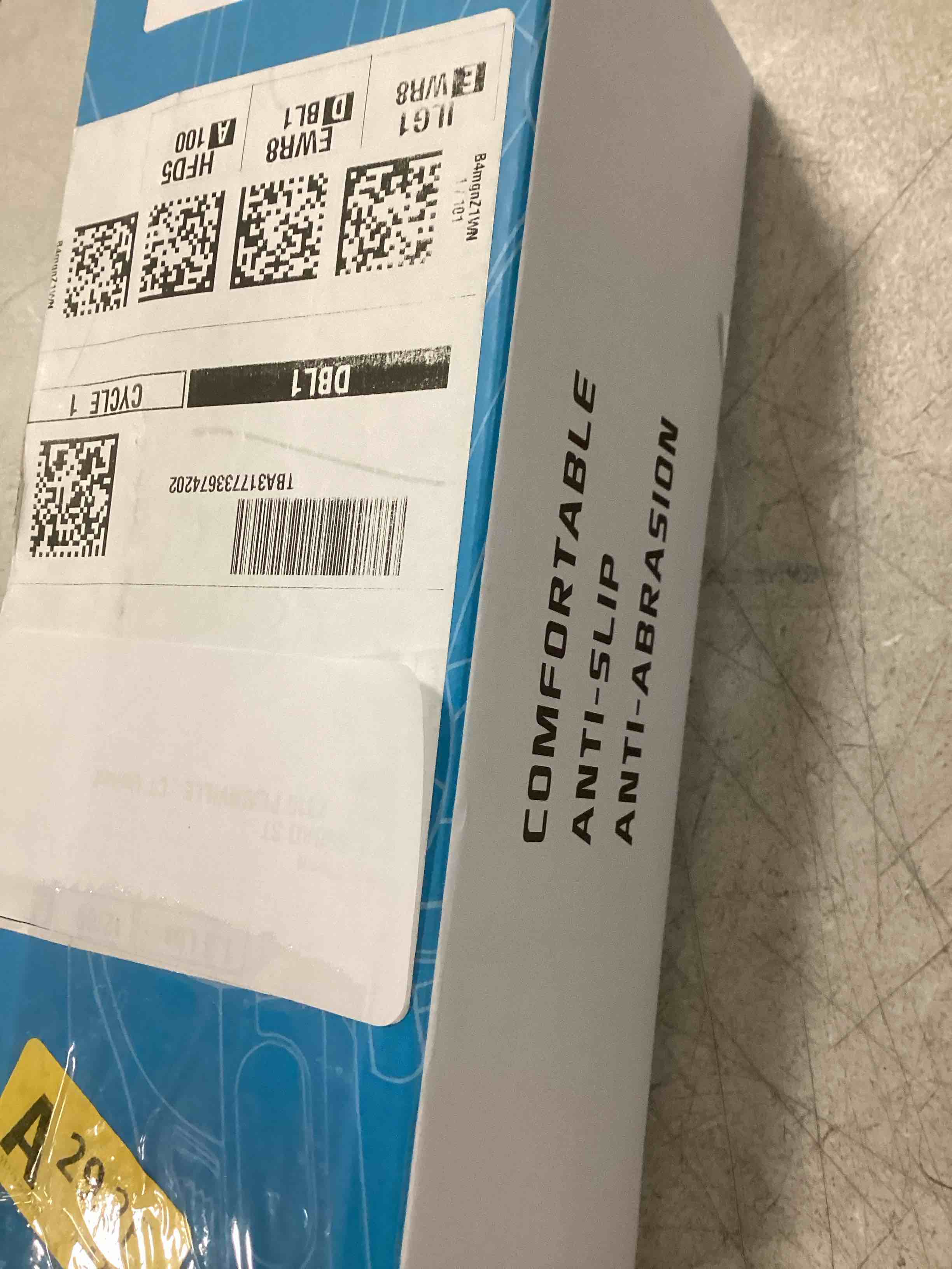 https://s3.amazonaws.com/lotting-images-prod/bidfta/PPE2191569_1736945768267.jpeg
