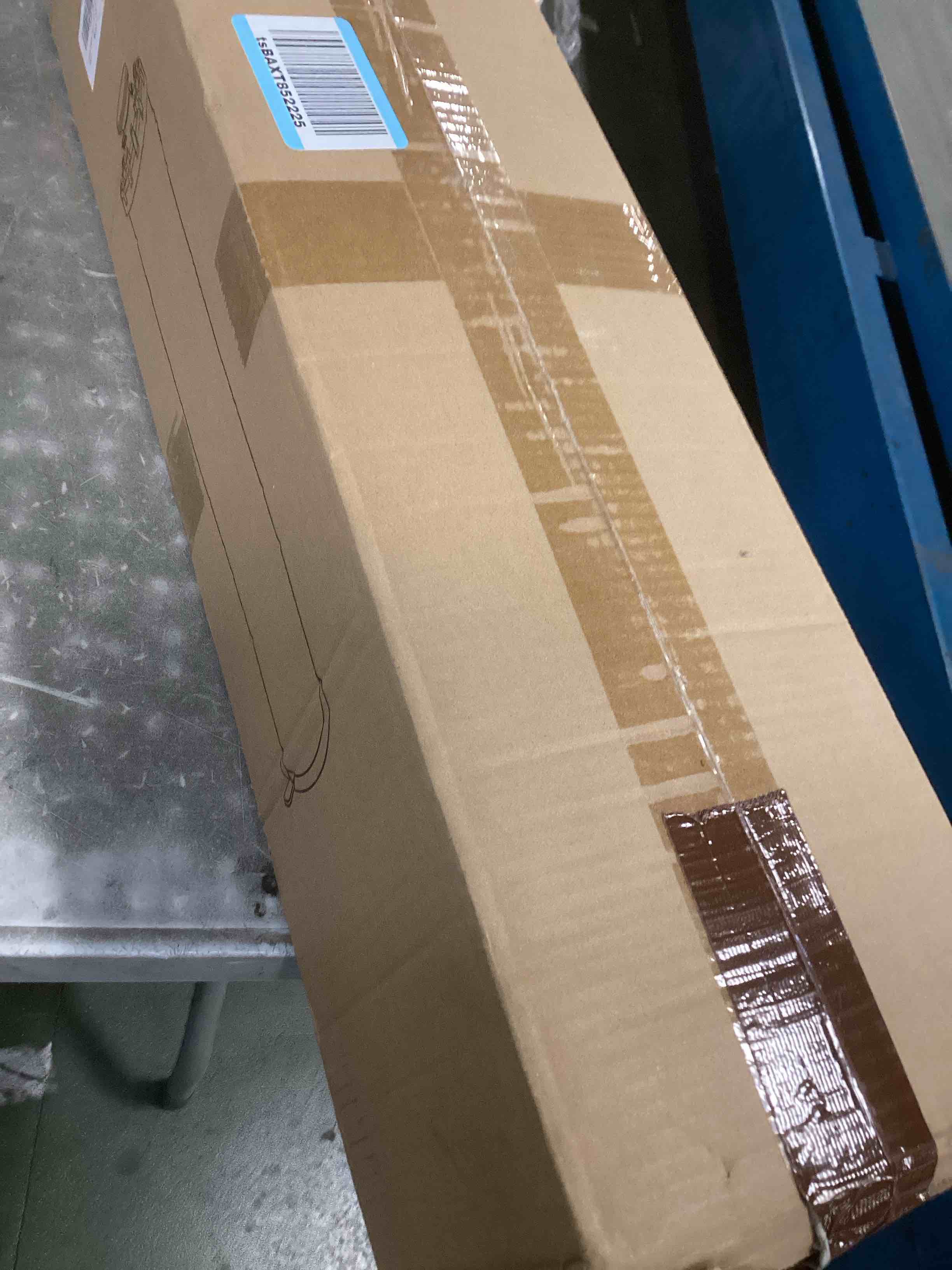 https://s3.amazonaws.com/lotting-images-prod/bidfta/PPE2191965_1737059566077.jpeg