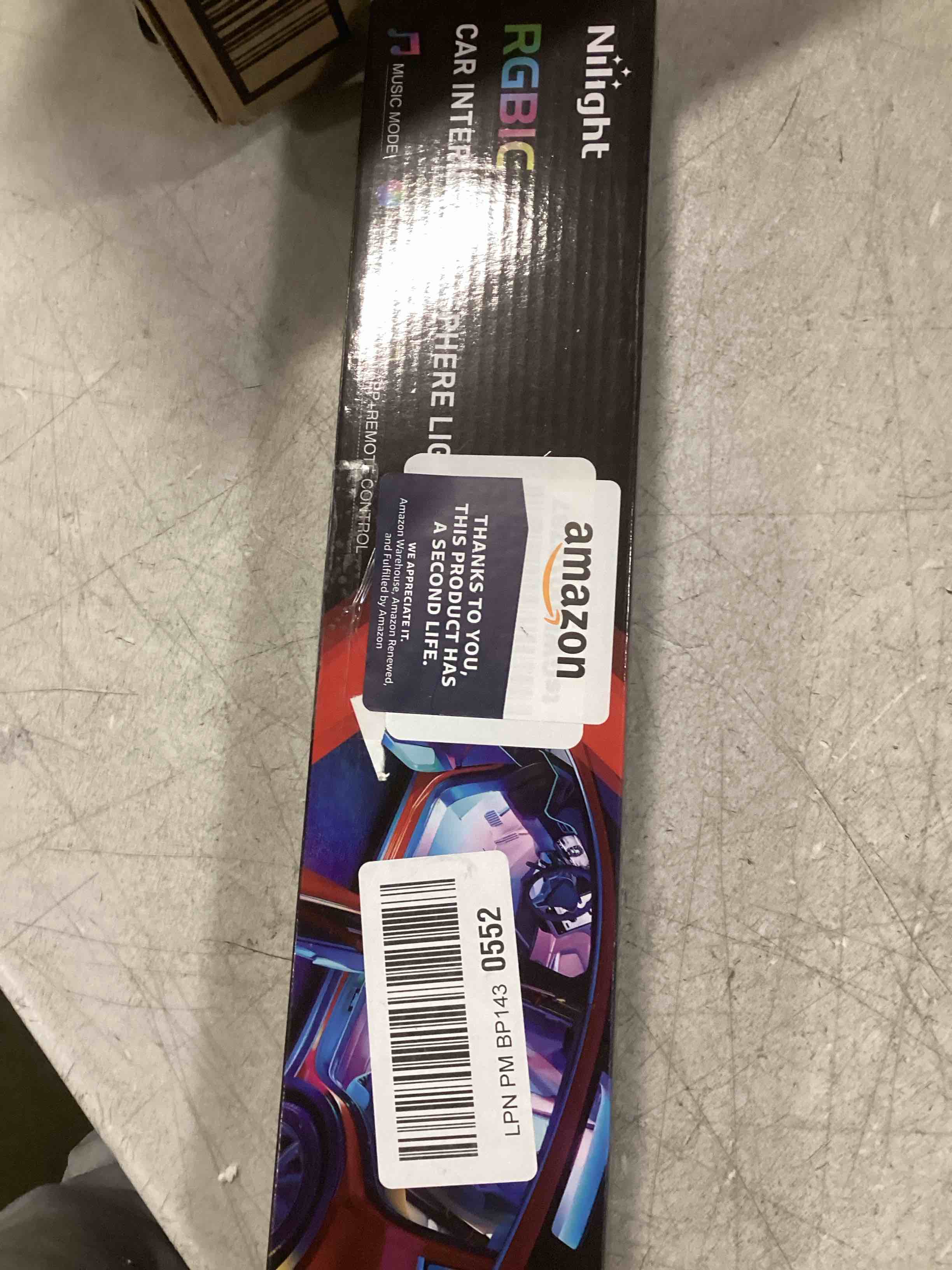 https://s3.amazonaws.com/lotting-images-prod/bidfta/PPE2192380_1737381567248.jpeg