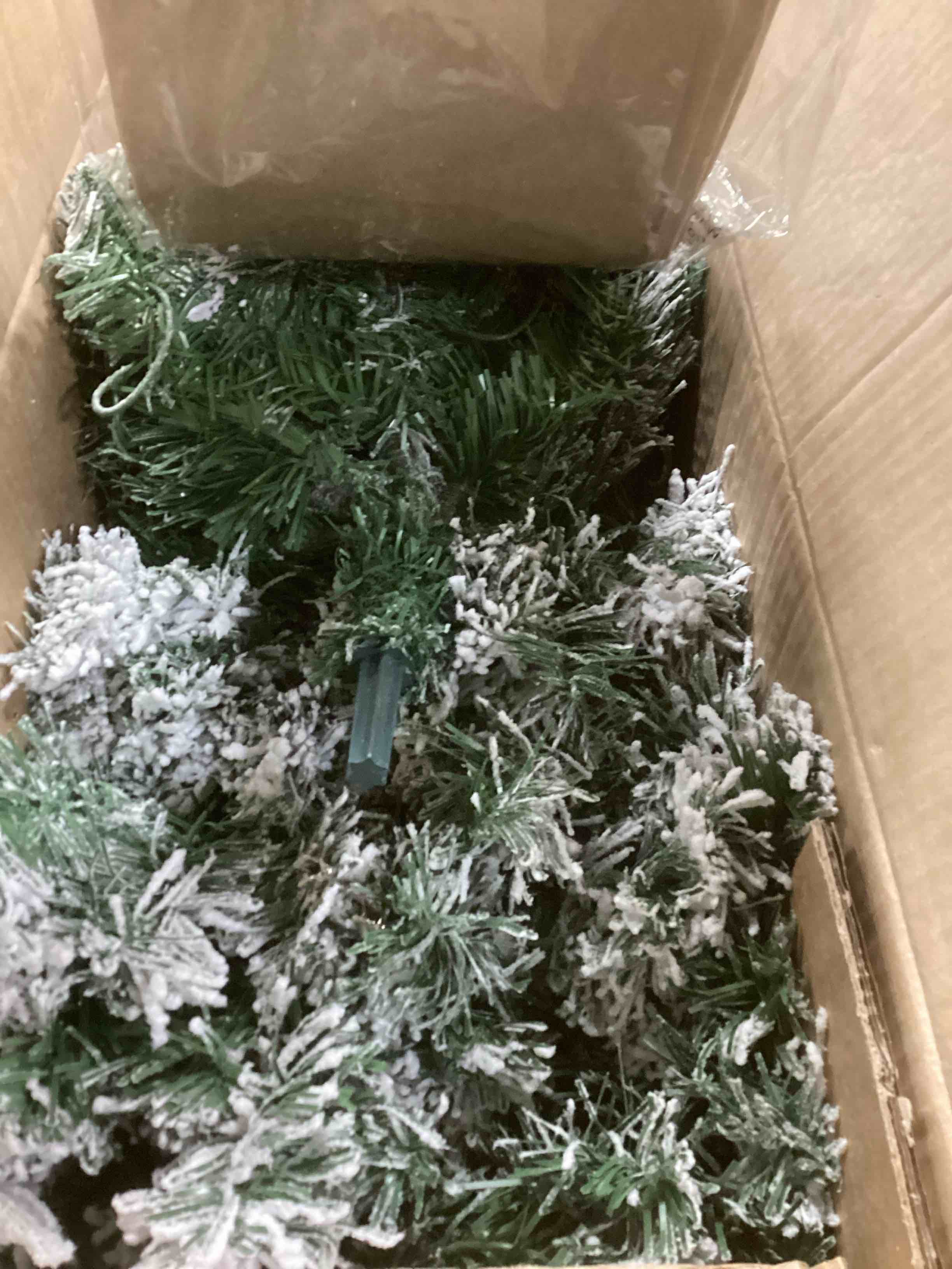 https://s3.amazonaws.com/lotting-images-prod/bidfta/PPE2192451_1737377563235.jpeg