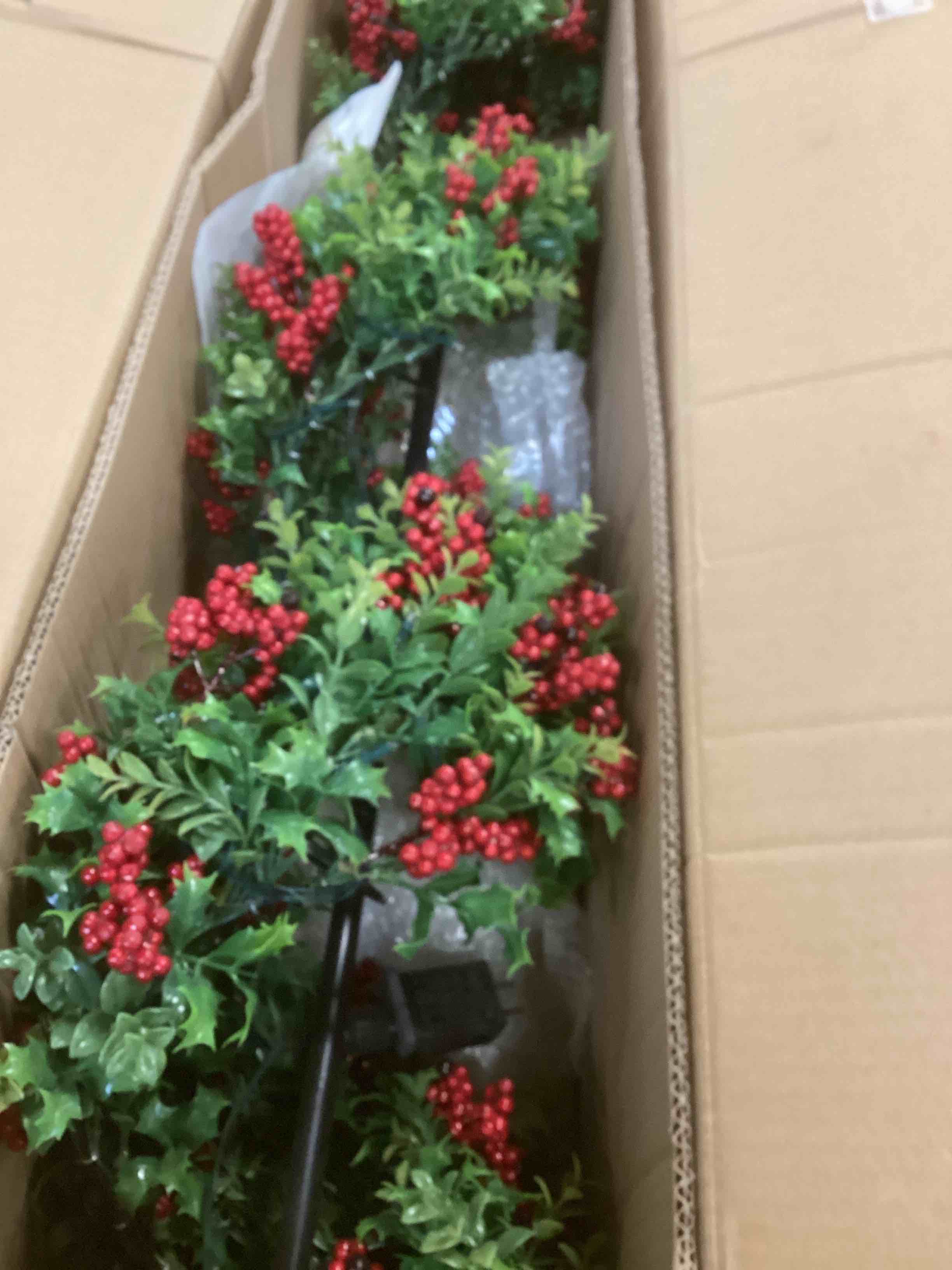 https://s3.amazonaws.com/lotting-images-prod/bidfta/PPE2192641_1737480716771.jpeg