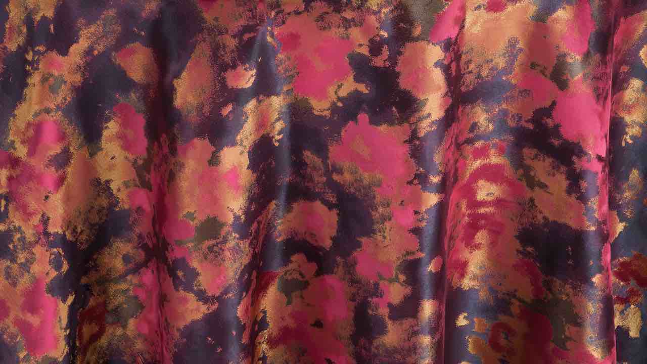 Big roll Pink Radar. unknown measure