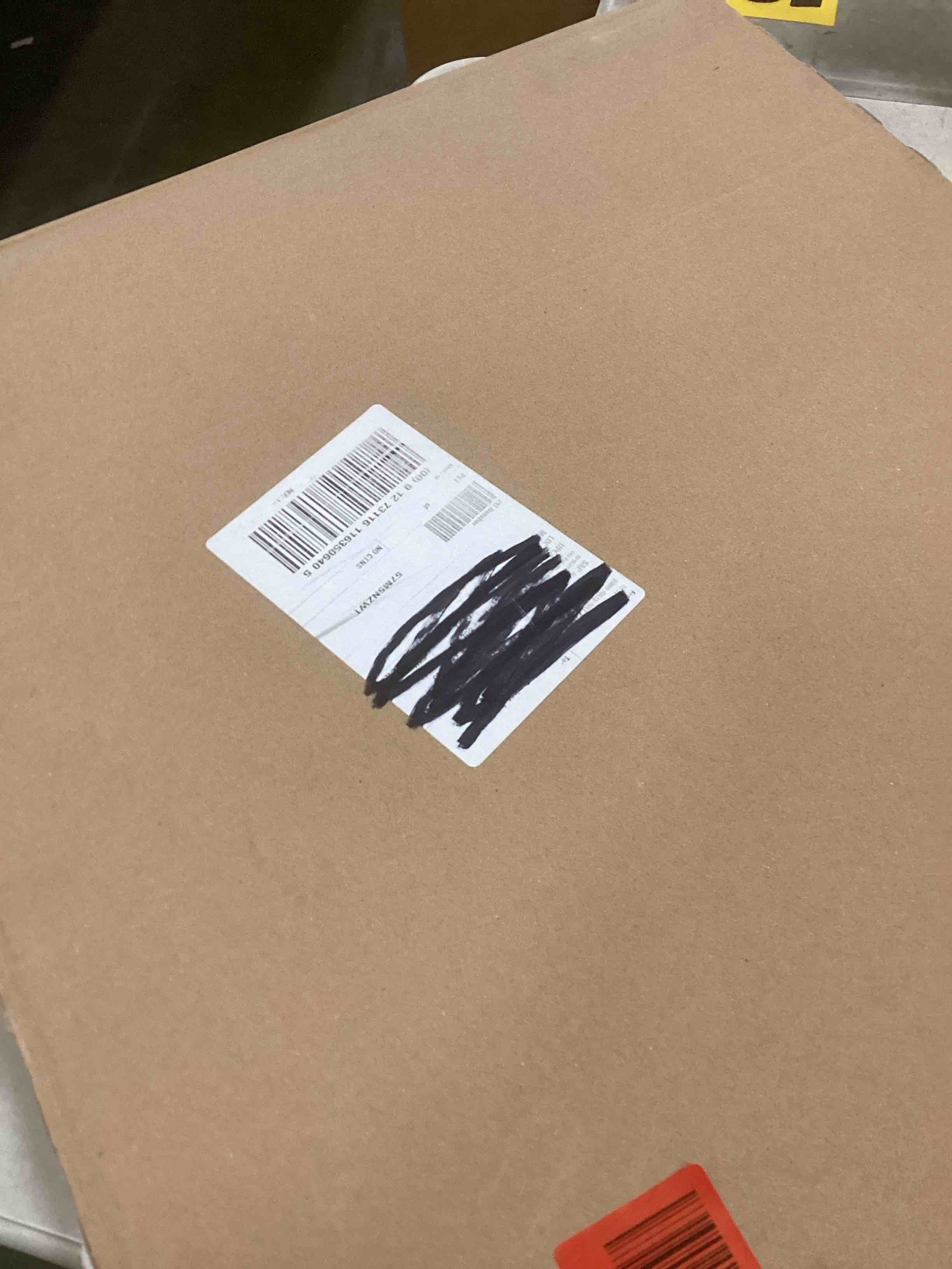 https://s3.amazonaws.com/lotting-images-prod/bidfta/PPE2193055_1737565270613.jpeg