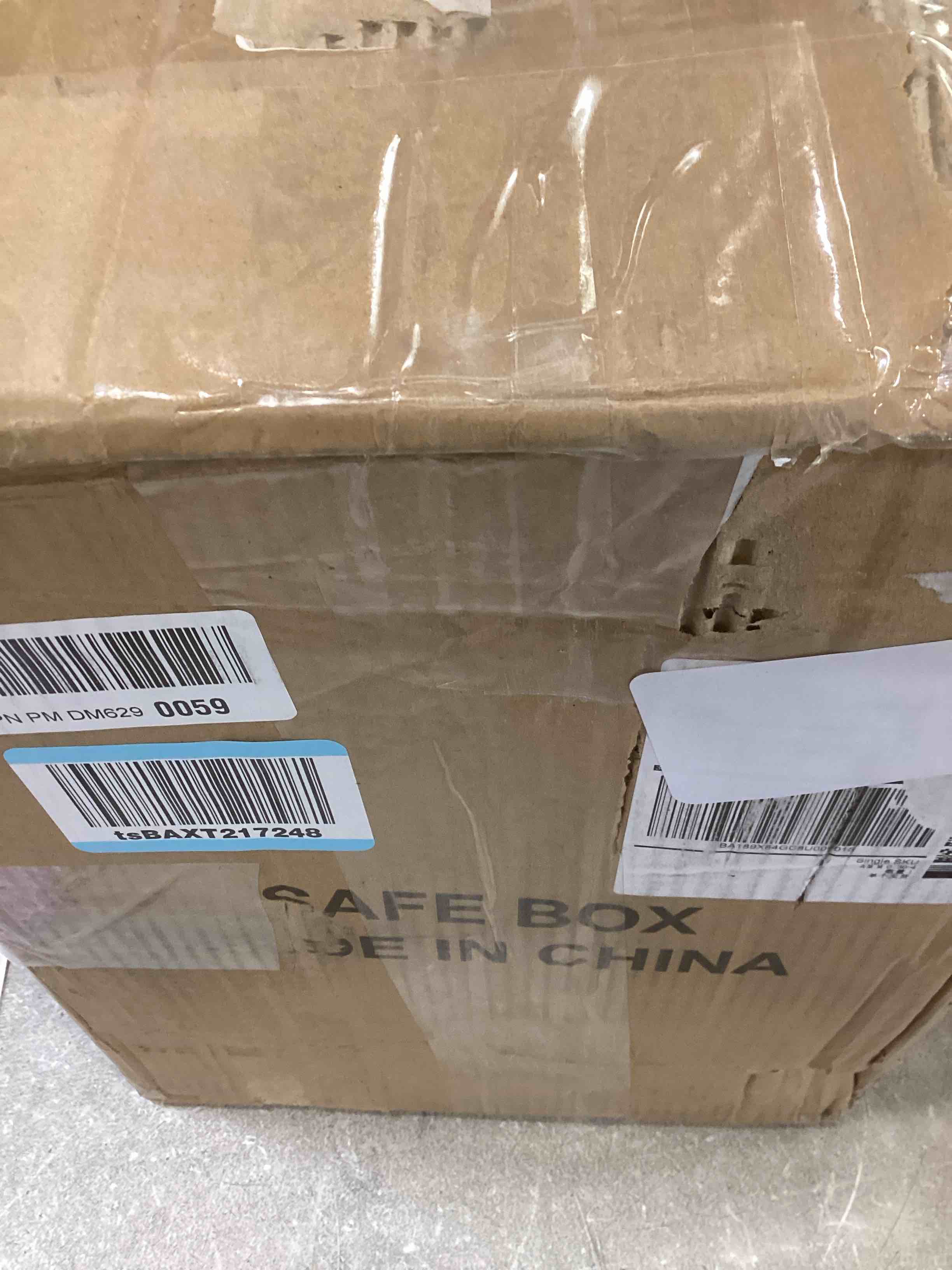 https://s3.amazonaws.com/lotting-images-prod/bidfta/PPE2193297_1737653777161.jpeg