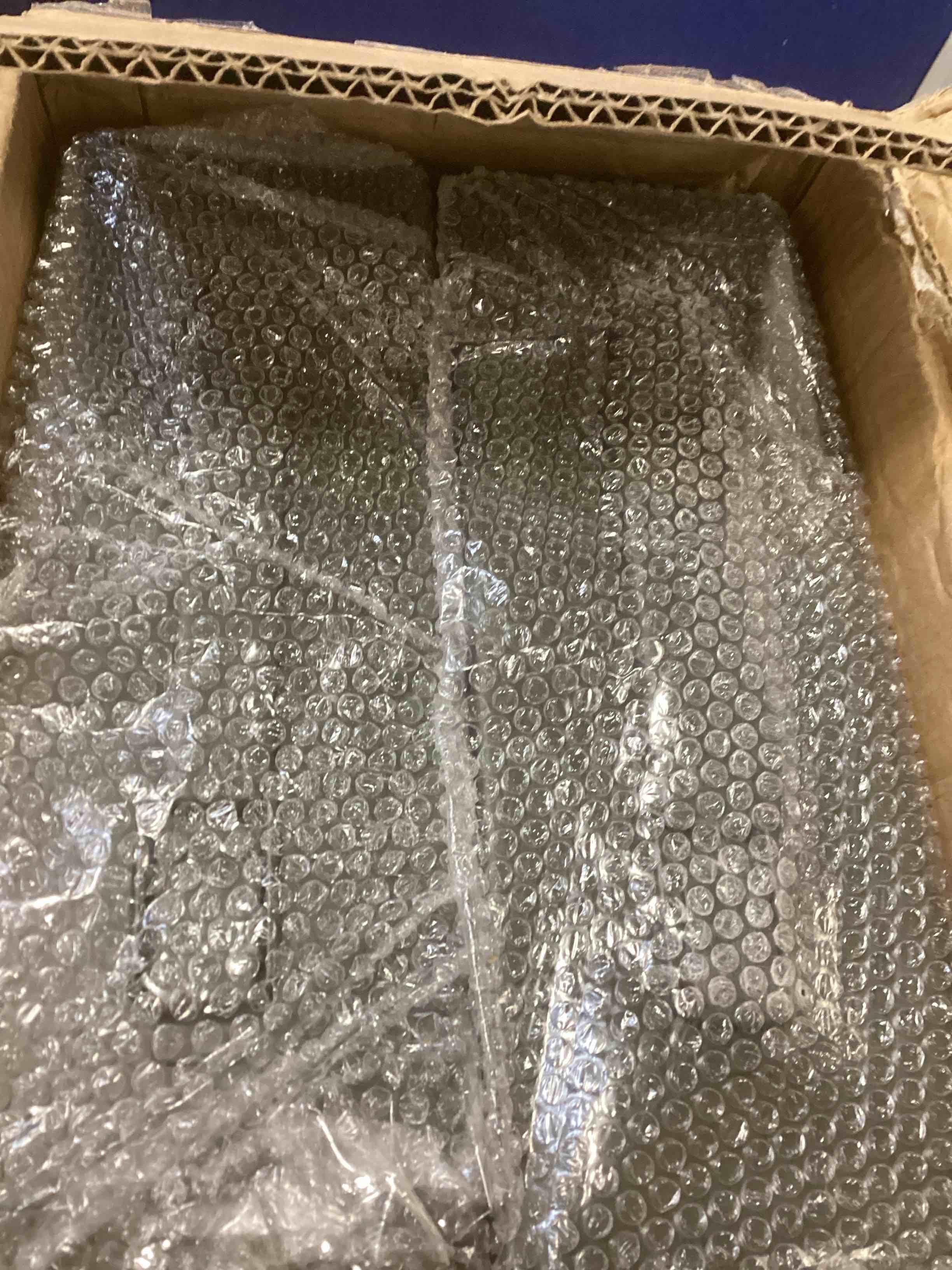 https://s3.amazonaws.com/lotting-images-prod/bidfta/PPE2193297_1737653788592.jpeg
