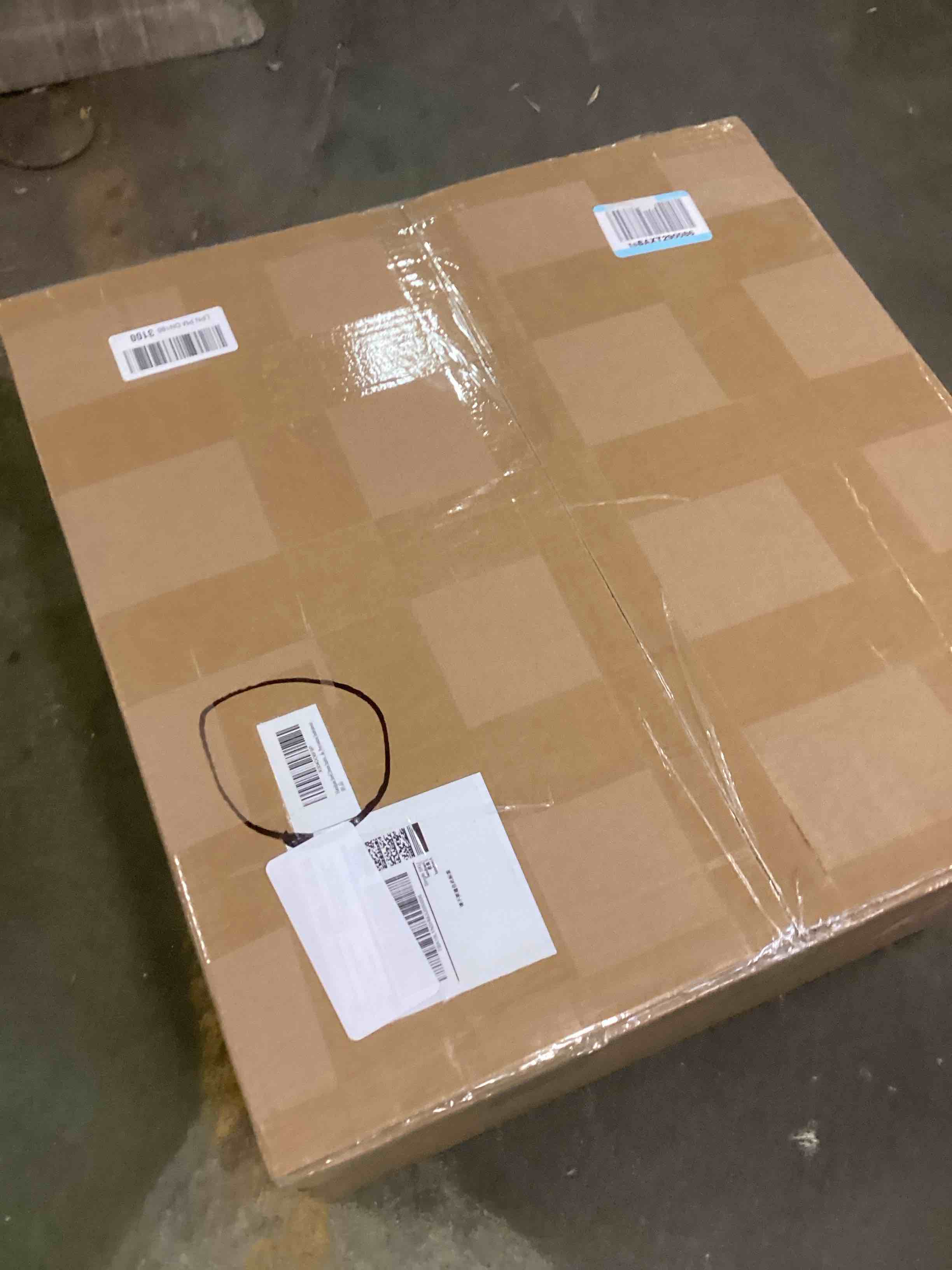 https://s3.amazonaws.com/lotting-images-prod/bidfta/PPE2193314_1737653128291.jpeg