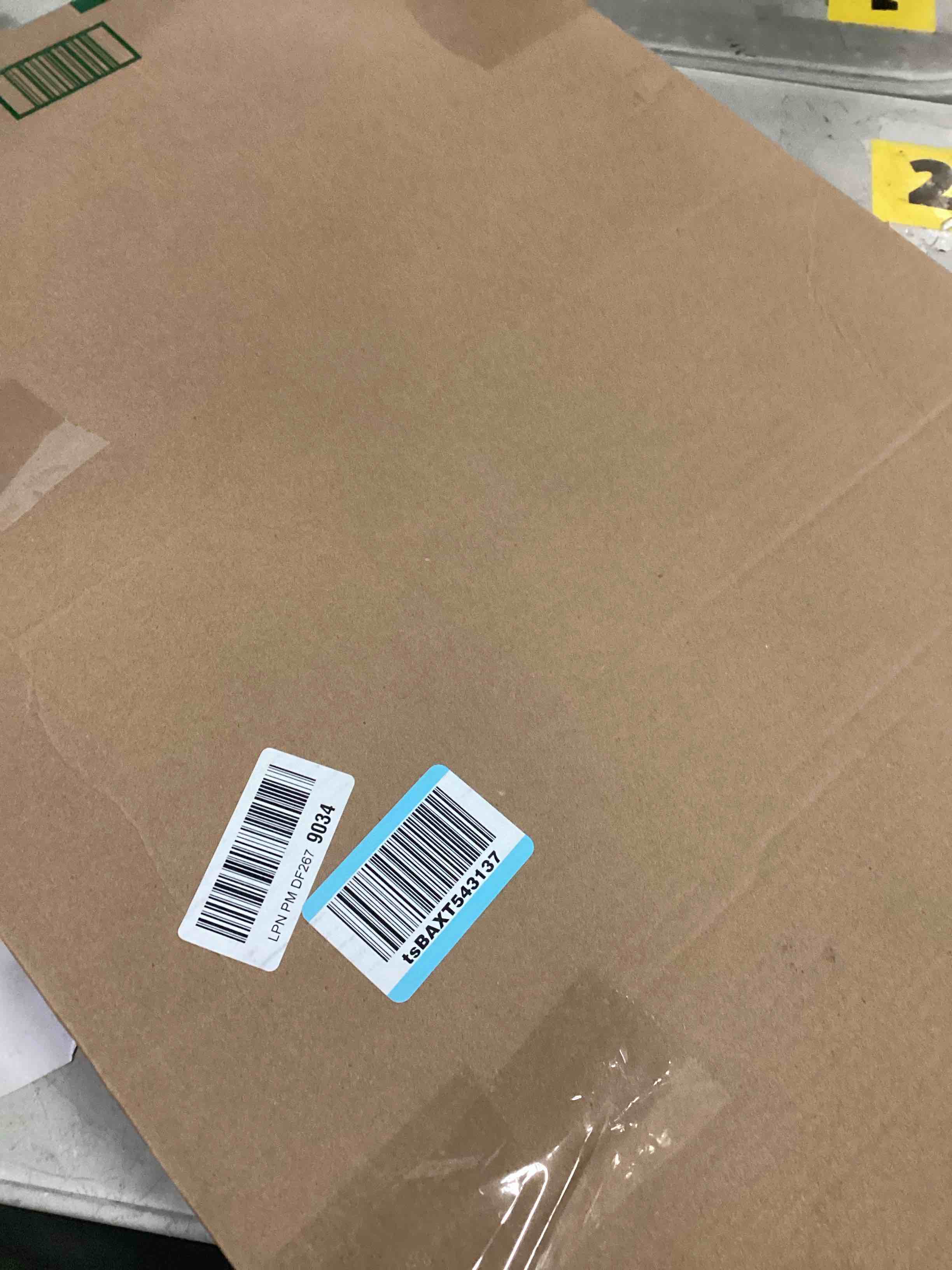 https://s3.amazonaws.com/lotting-images-prod/bidfta/PPE2193723_1737989198564.jpeg
