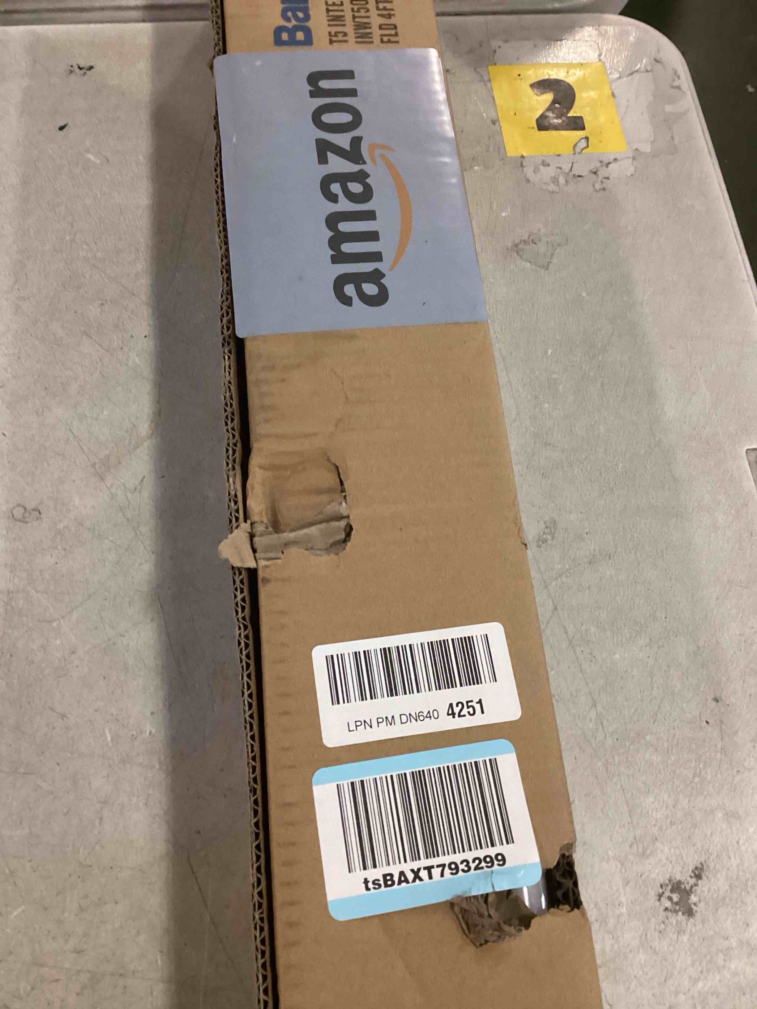 https://s3.amazonaws.com/lotting-images-prod/bidfta/PPE2193836_1738012227107.jpeg