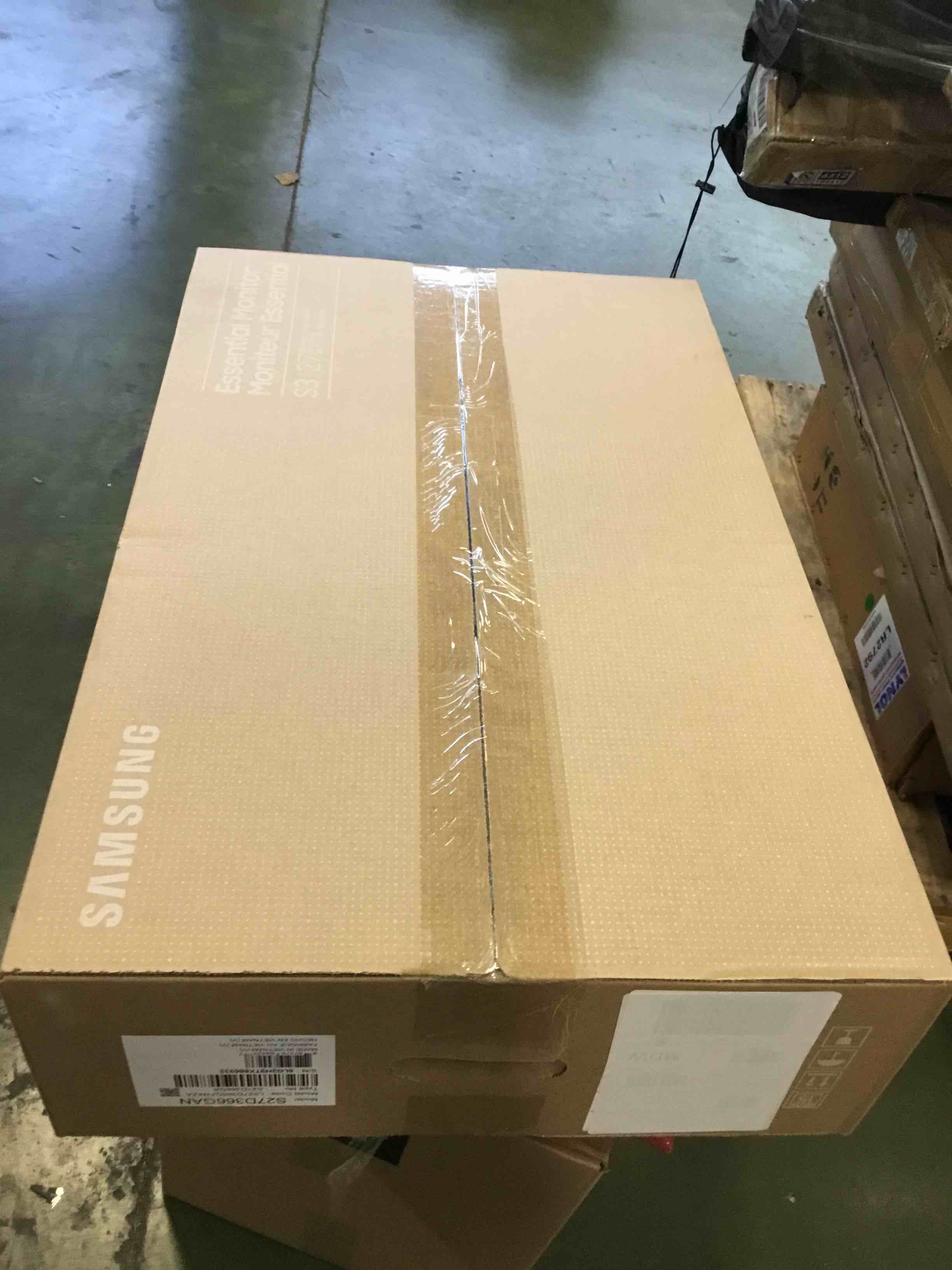 https://s3.amazonaws.com/lotting-images-prod/bidfta/PPE2194432_1735938130225.jpeg