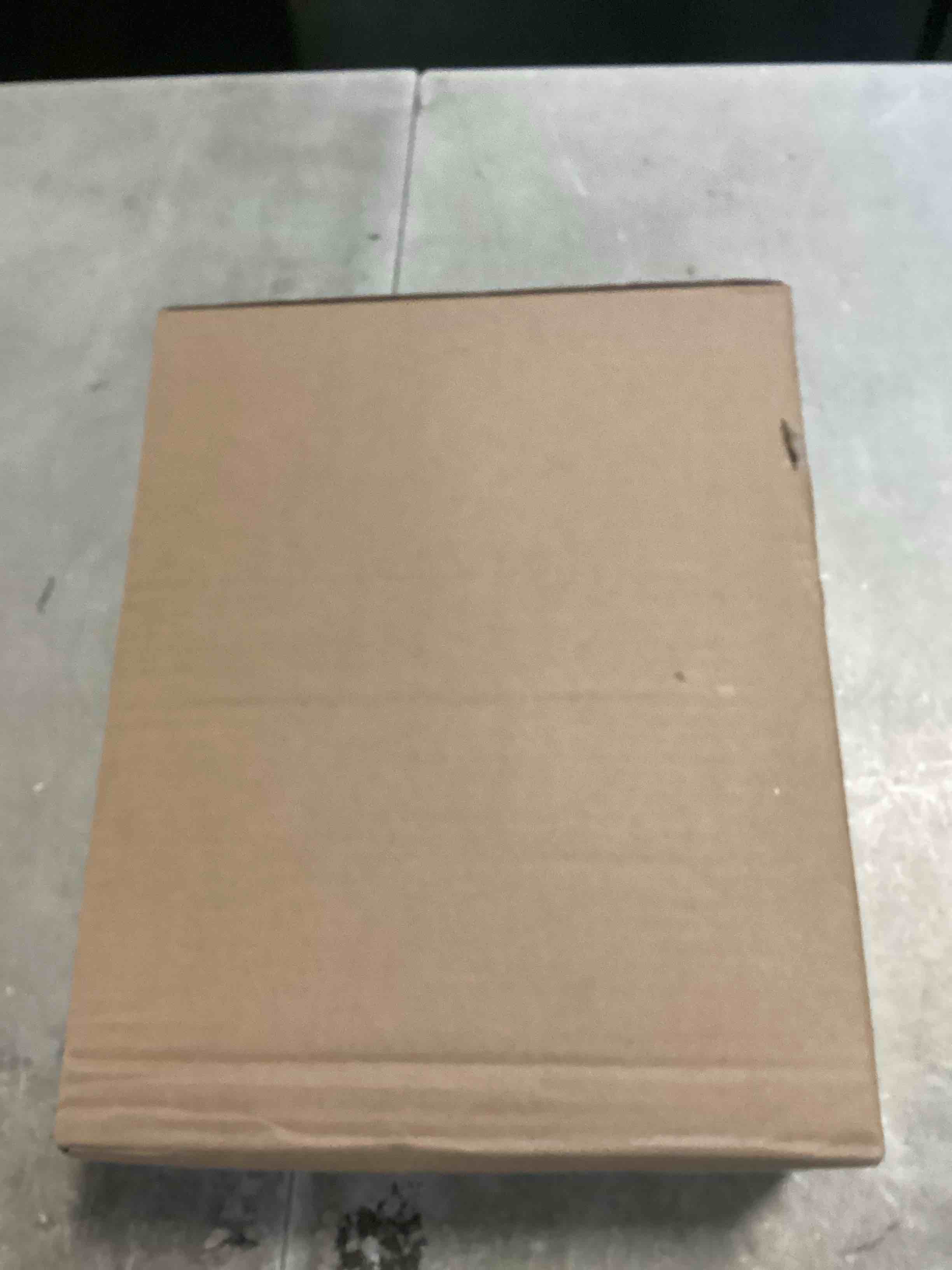 https://s3.amazonaws.com/lotting-images-prod/bidfta/PPE2195439_1737122427640.jpeg