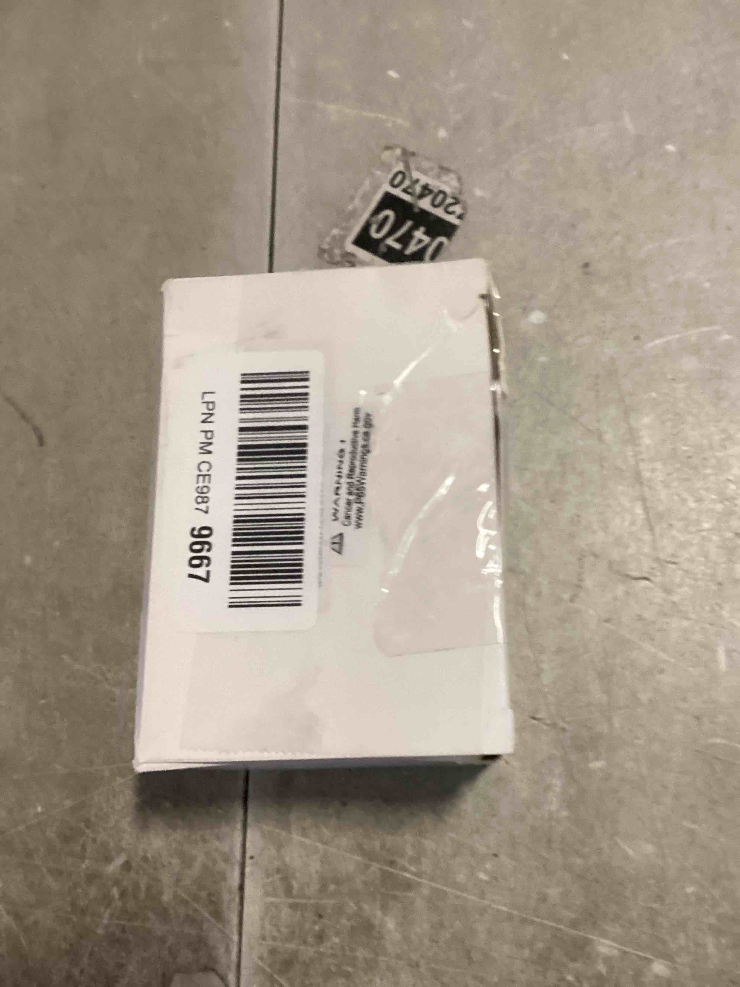 https://s3.amazonaws.com/lotting-images-prod/bidfta/PPE2195486_1737125178249.jpeg