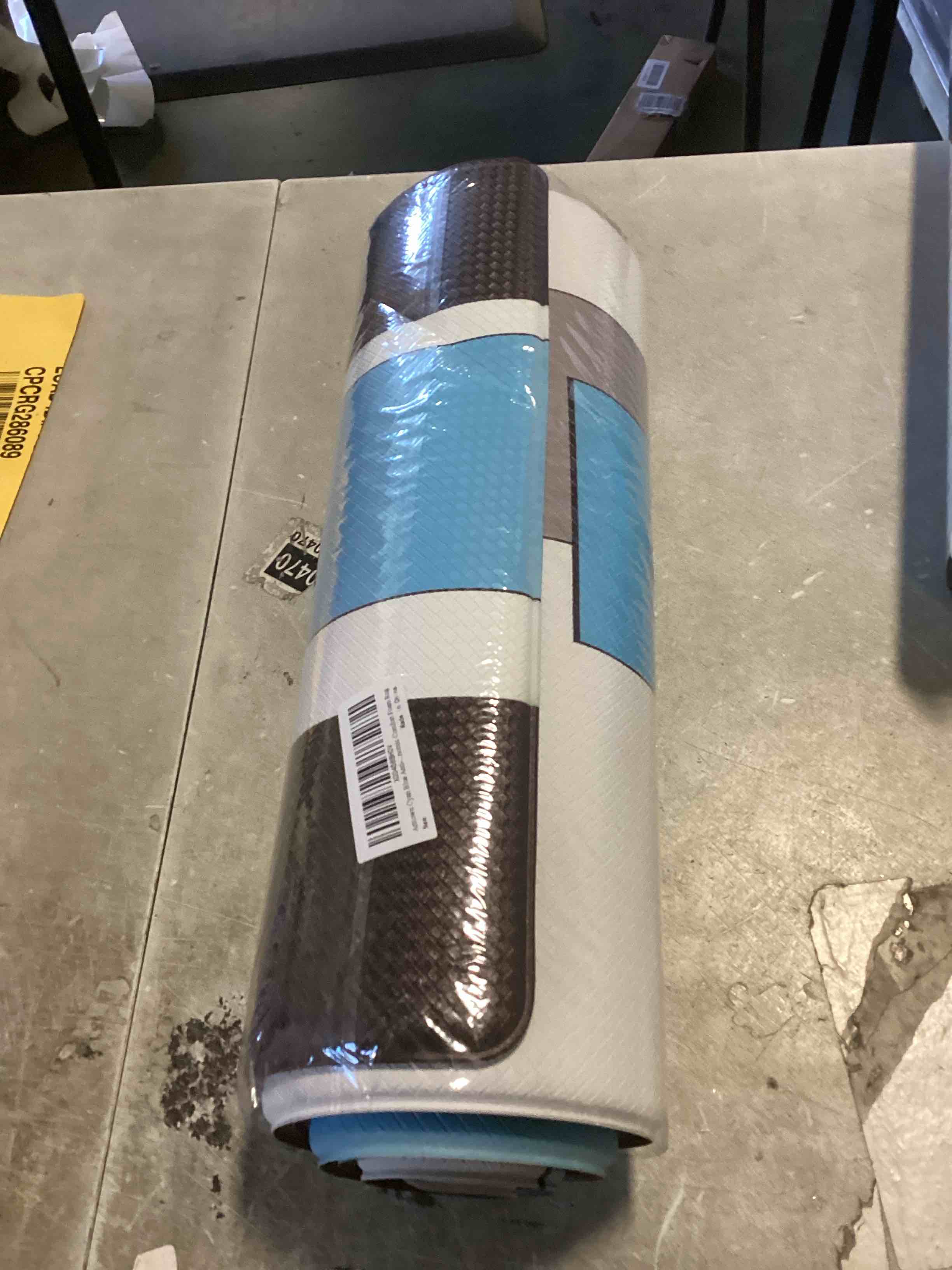 https://s3.amazonaws.com/lotting-images-prod/bidfta/PPE2195914_1737406887430.jpeg