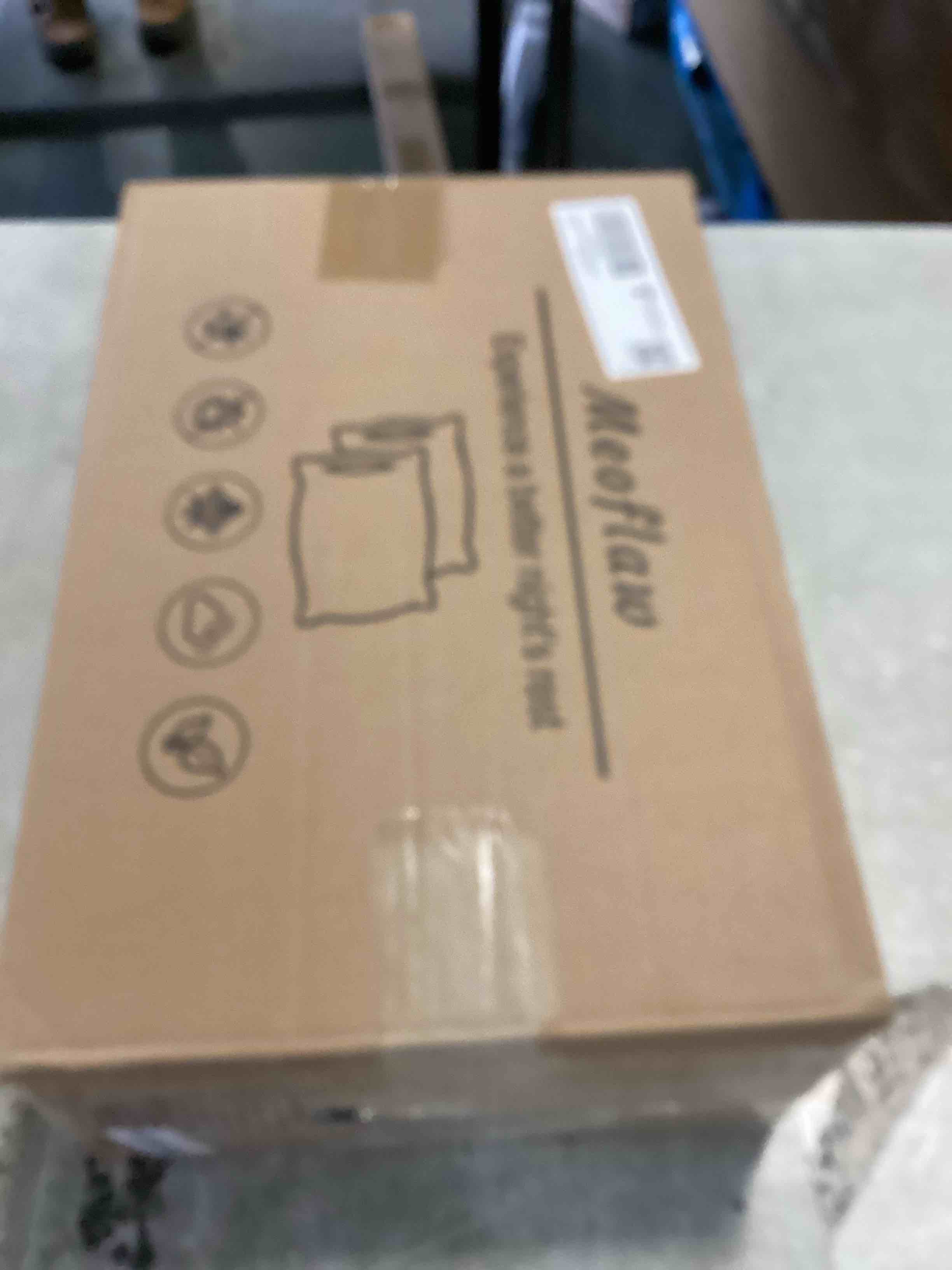 https://s3.amazonaws.com/lotting-images-prod/bidfta/PPE2196705_1737660295214.jpeg