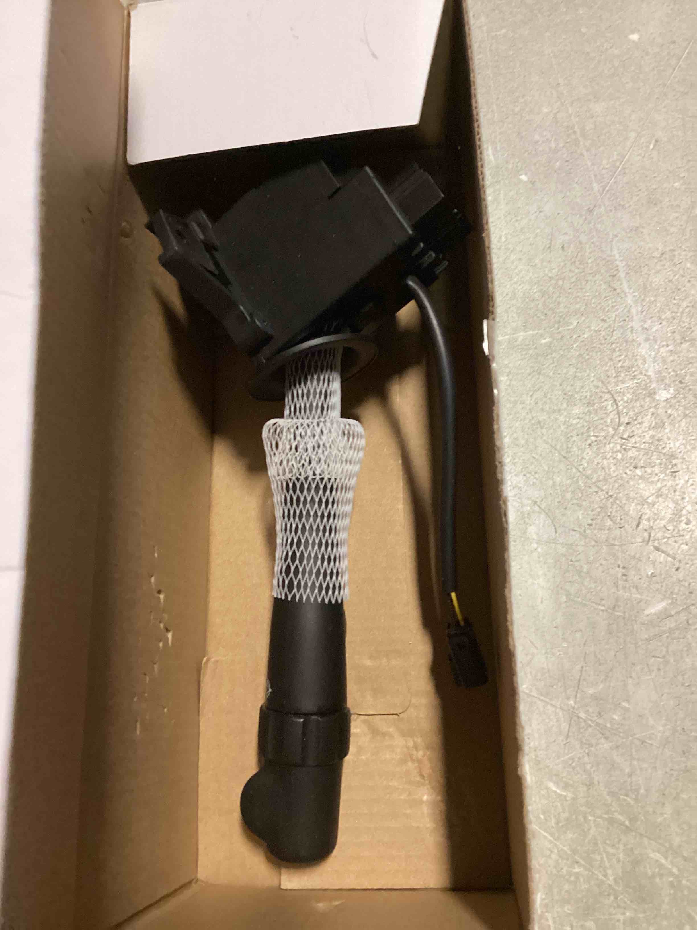 https://s3.amazonaws.com/lotting-images-prod/bidfta/PPE2196770_1737724968693.jpeg