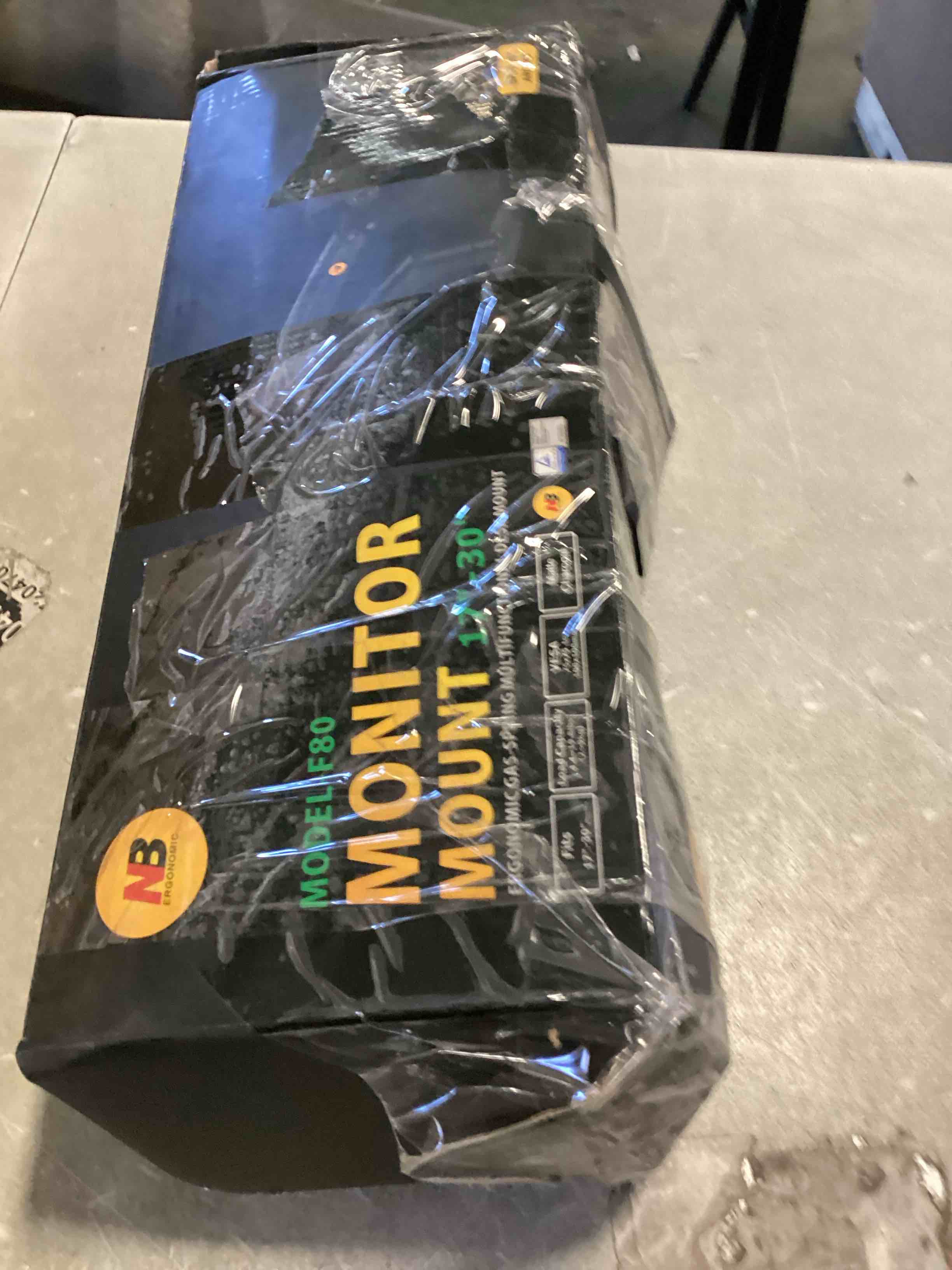 https://s3.amazonaws.com/lotting-images-prod/bidfta/PPE2196966_1738006827996.jpeg