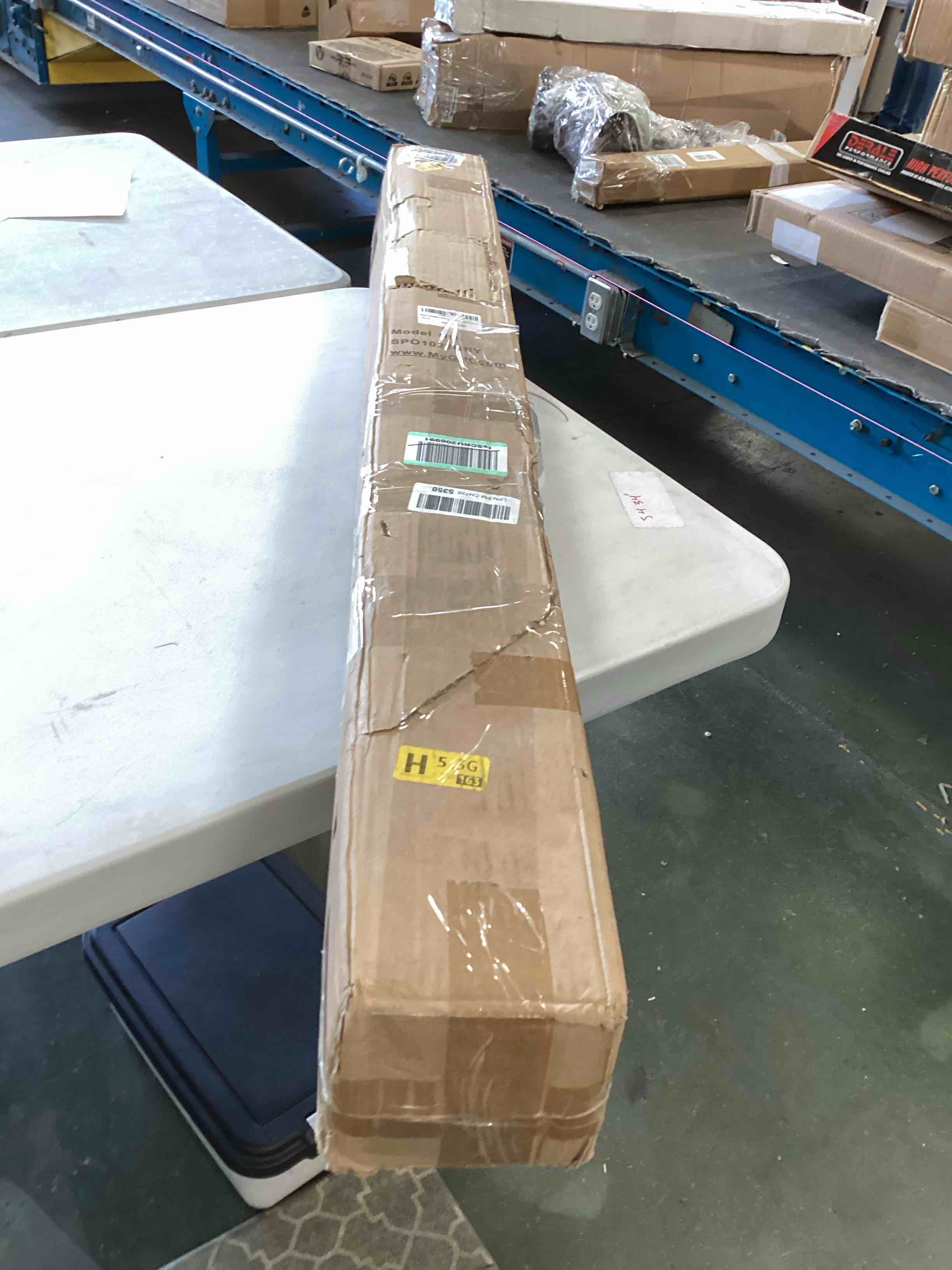 https://s3.amazonaws.com/lotting-images-prod/bidfta/PPE2198221_1737382157961.jpeg