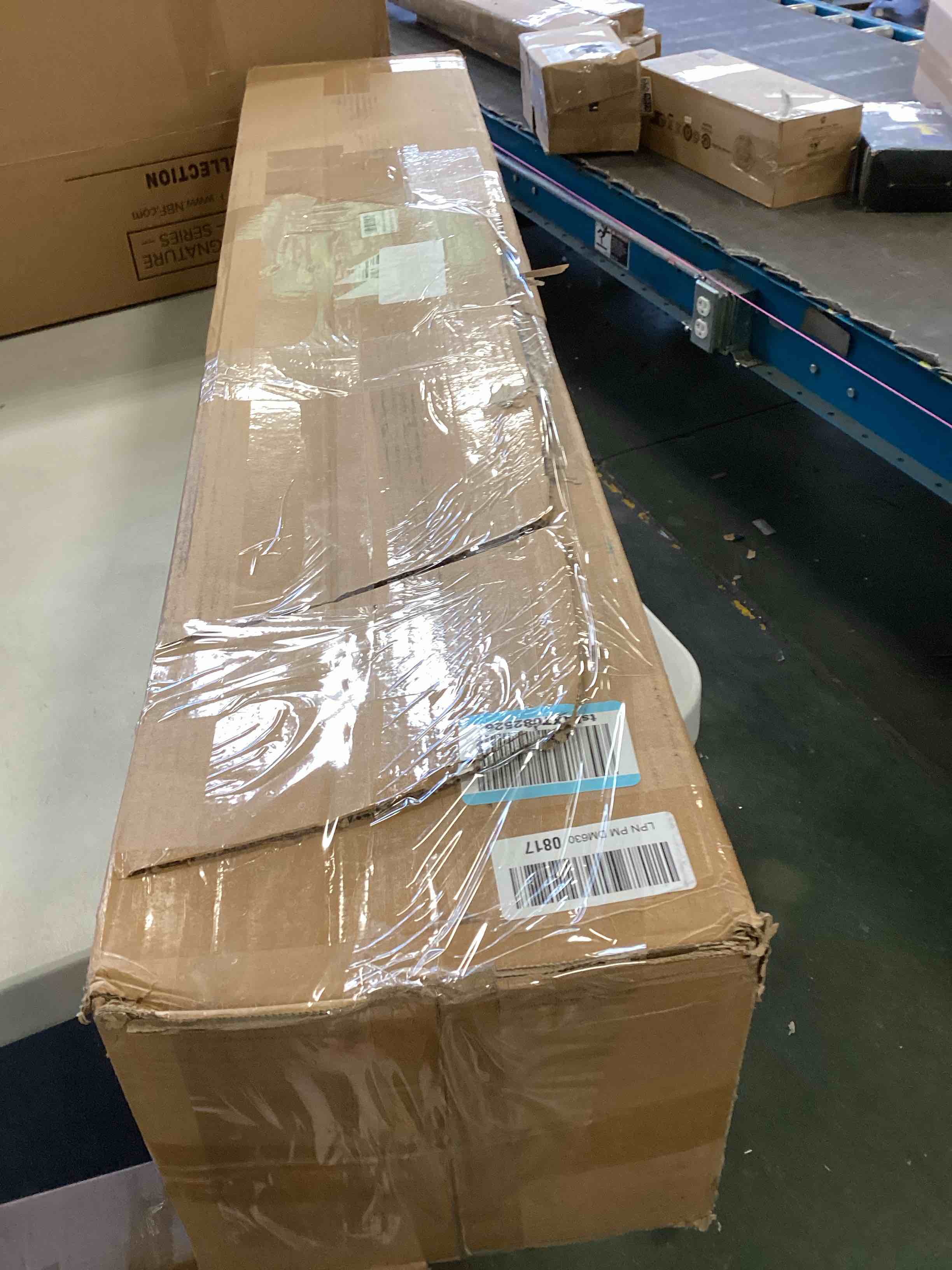 https://s3.amazonaws.com/lotting-images-prod/bidfta/PPE2198301_1737402408865.jpeg