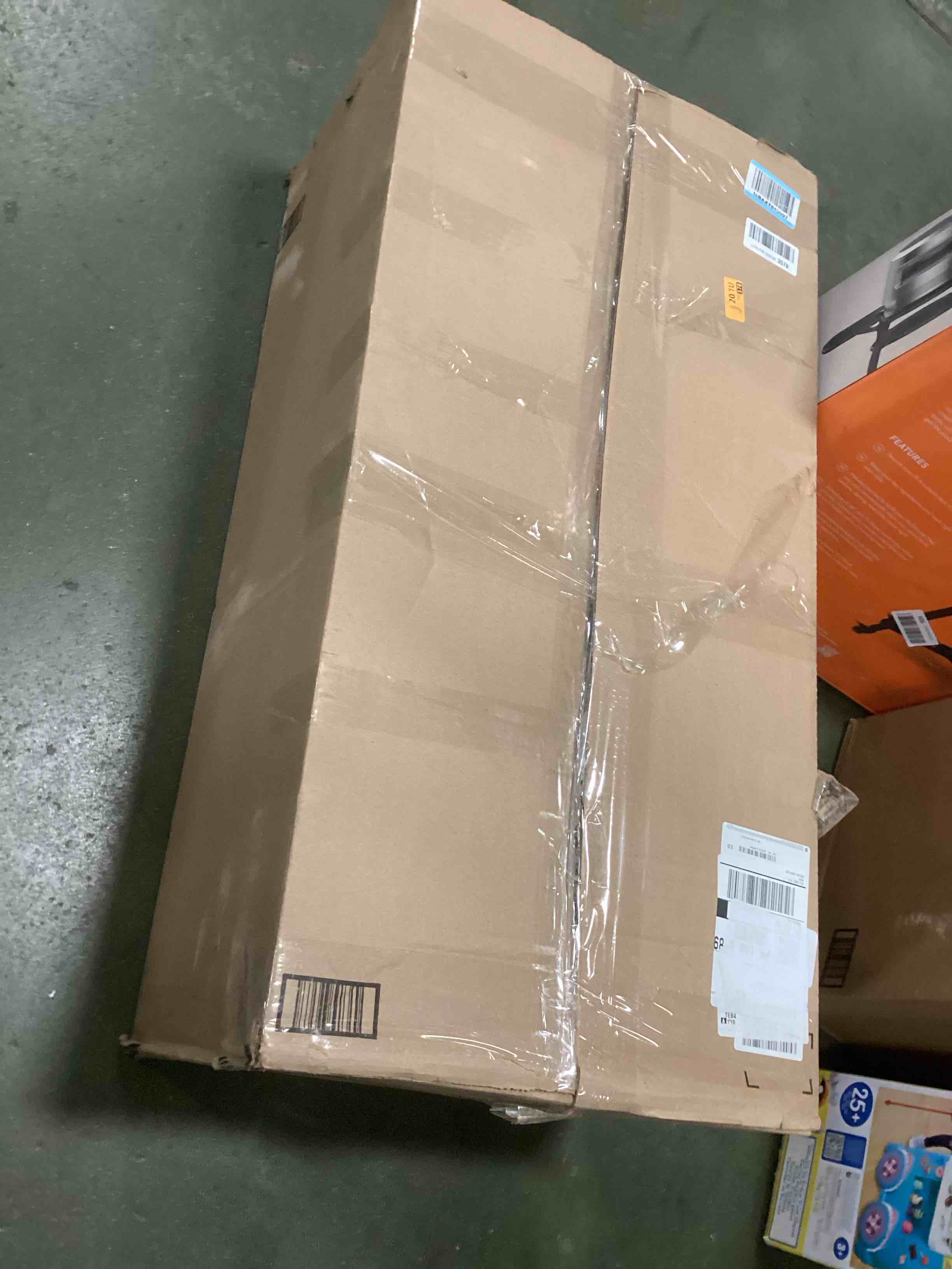 https://s3.amazonaws.com/lotting-images-prod/bidfta/PPE2198716_1737720669840.jpeg