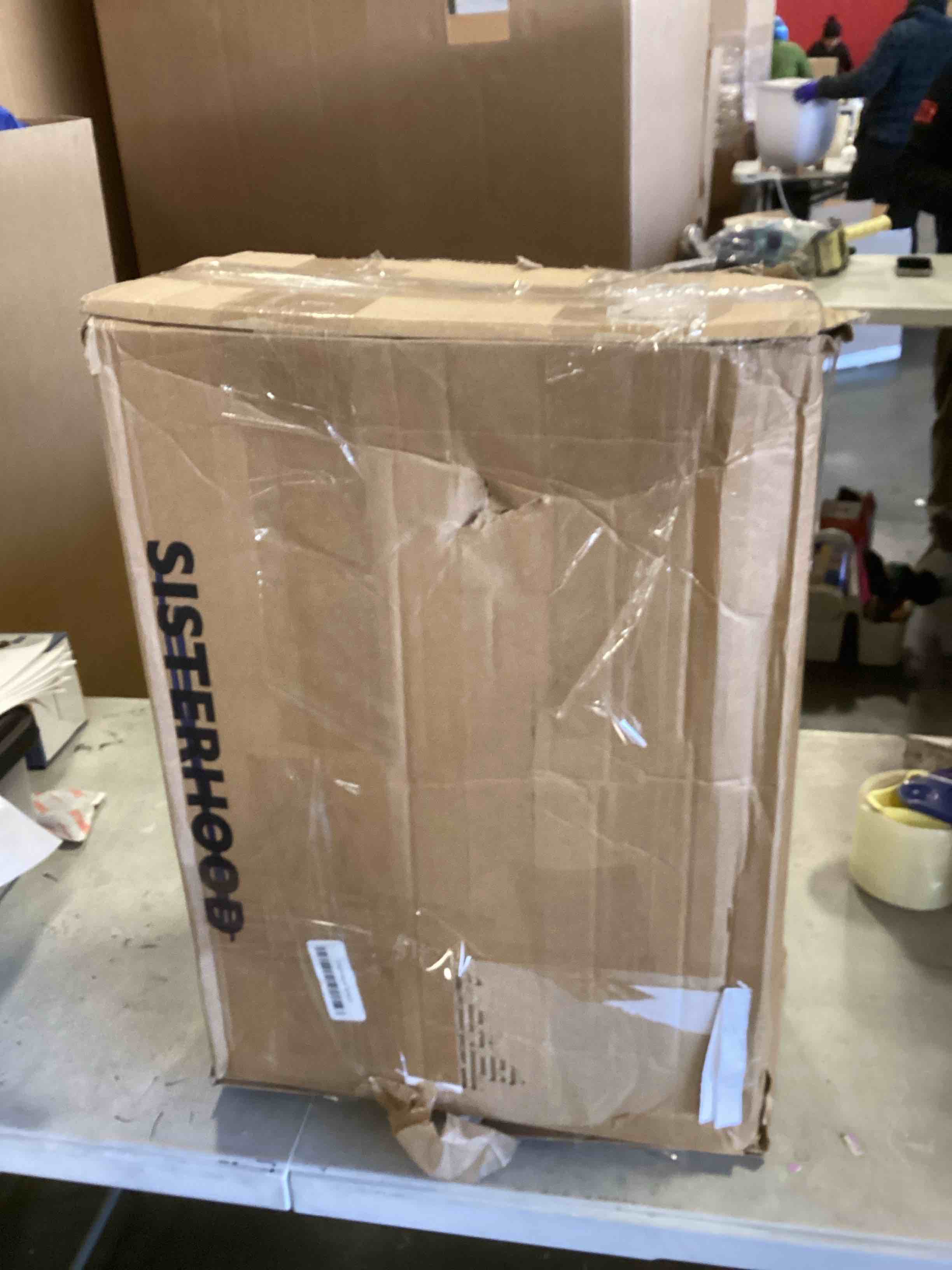 https://s3.amazonaws.com/lotting-images-prod/bidfta/PPE2198767_1737730286477.jpeg