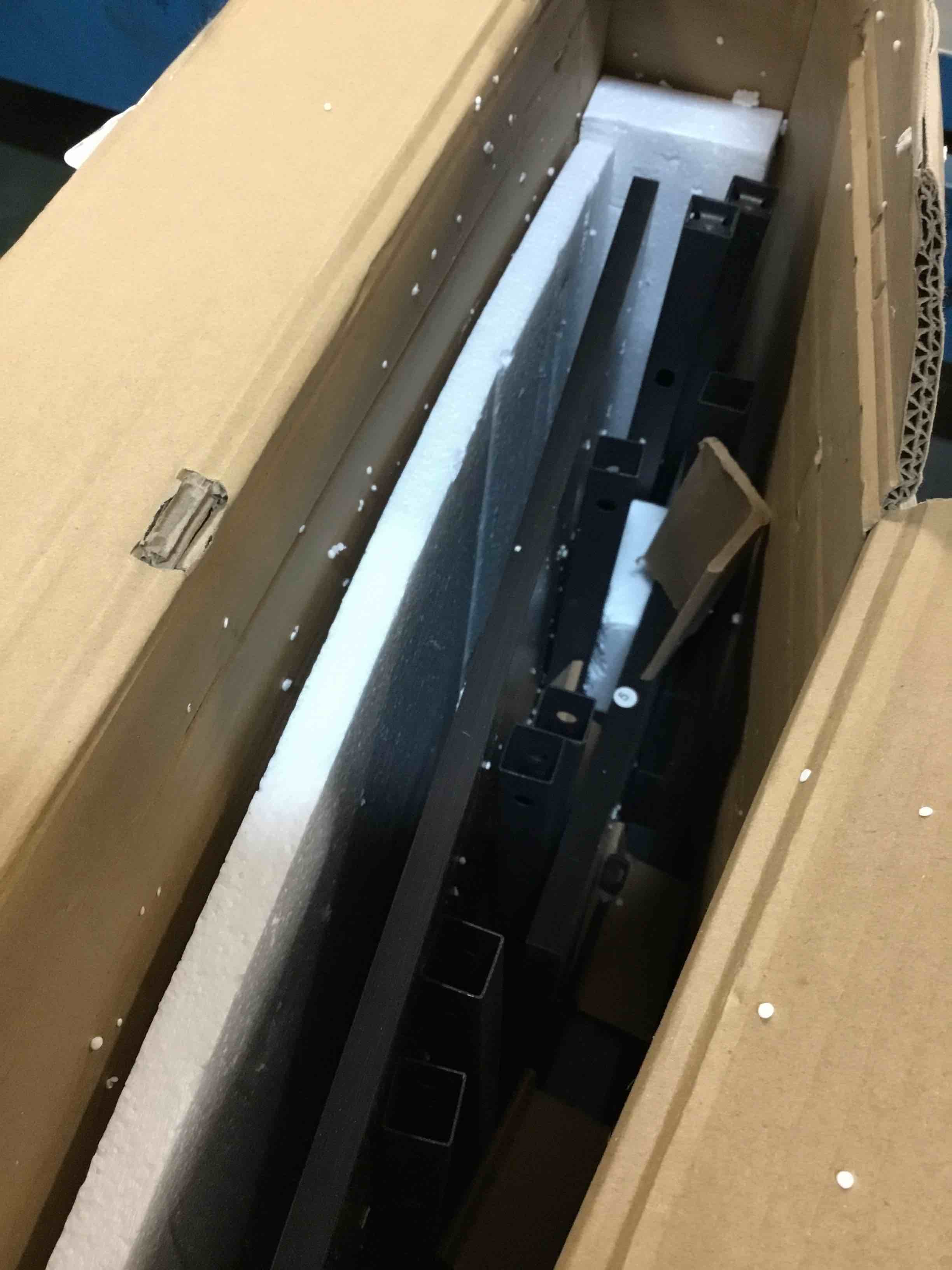 https://s3.amazonaws.com/lotting-images-prod/bidfta/PPE2198928_1737984260389.jpeg