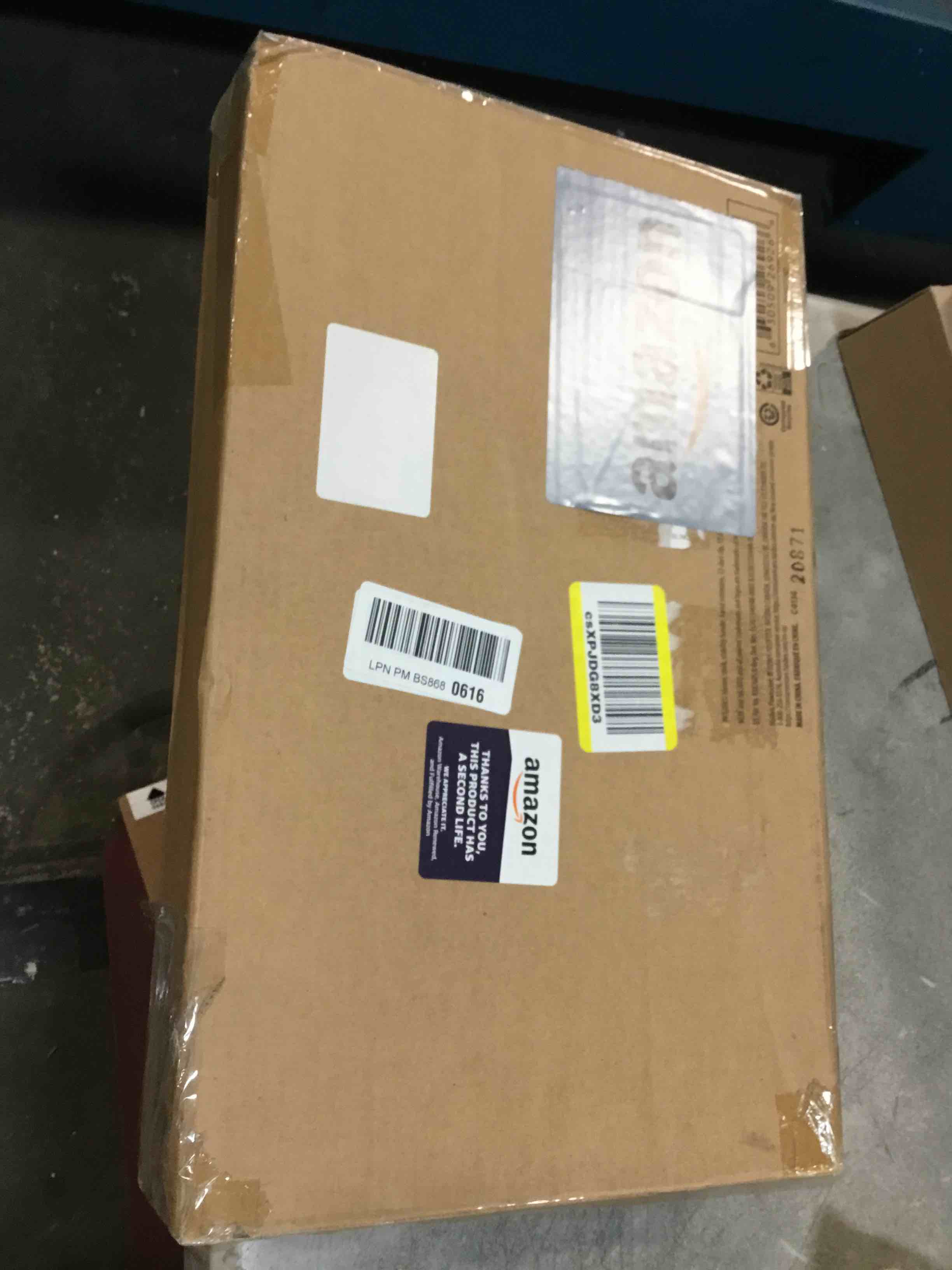 https://s3.amazonaws.com/lotting-images-prod/bidfta/PPE2199042_1738003592570.jpeg