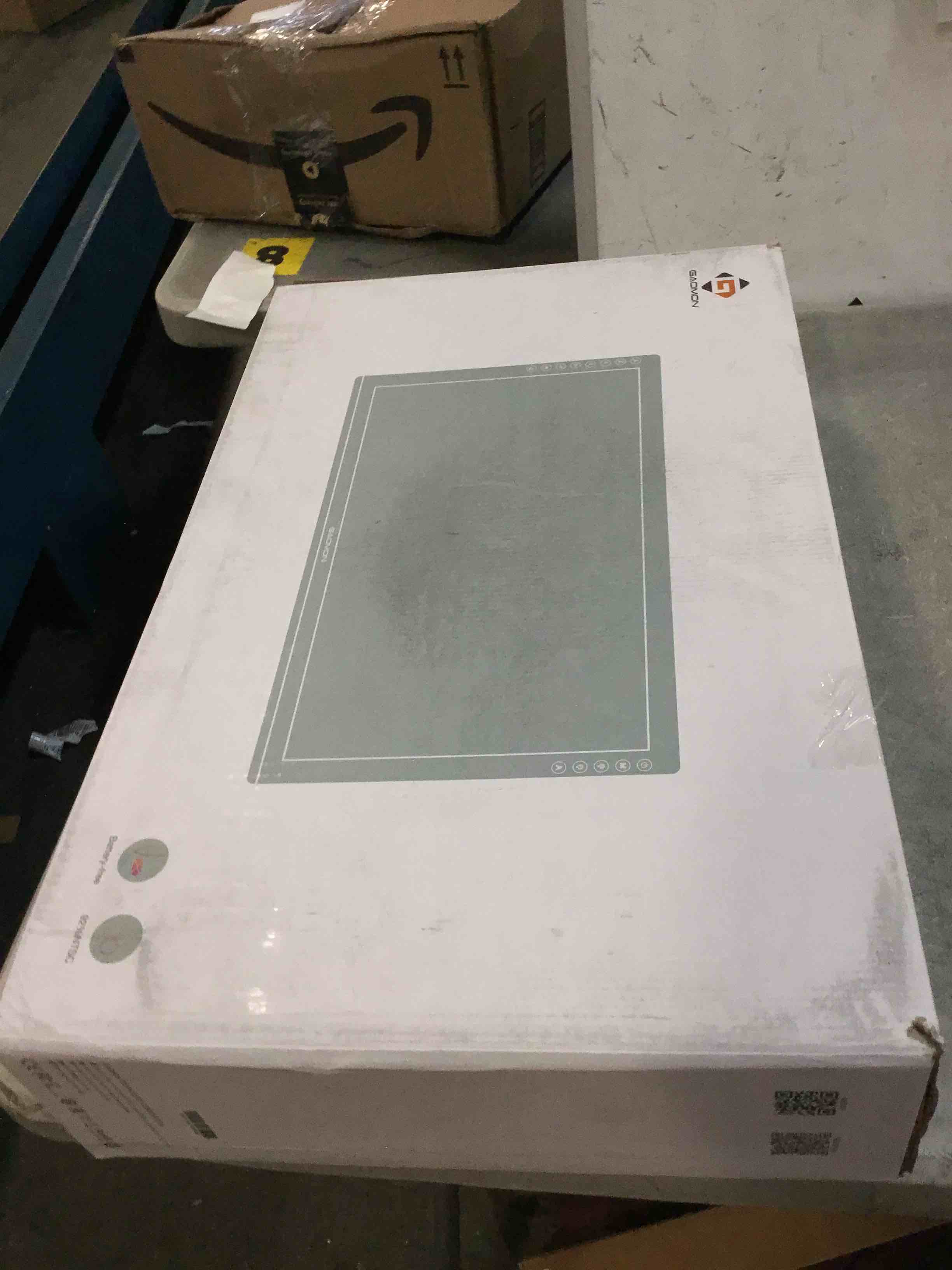 https://s3.amazonaws.com/lotting-images-prod/bidfta/PPE2199104_1738005526045.jpeg