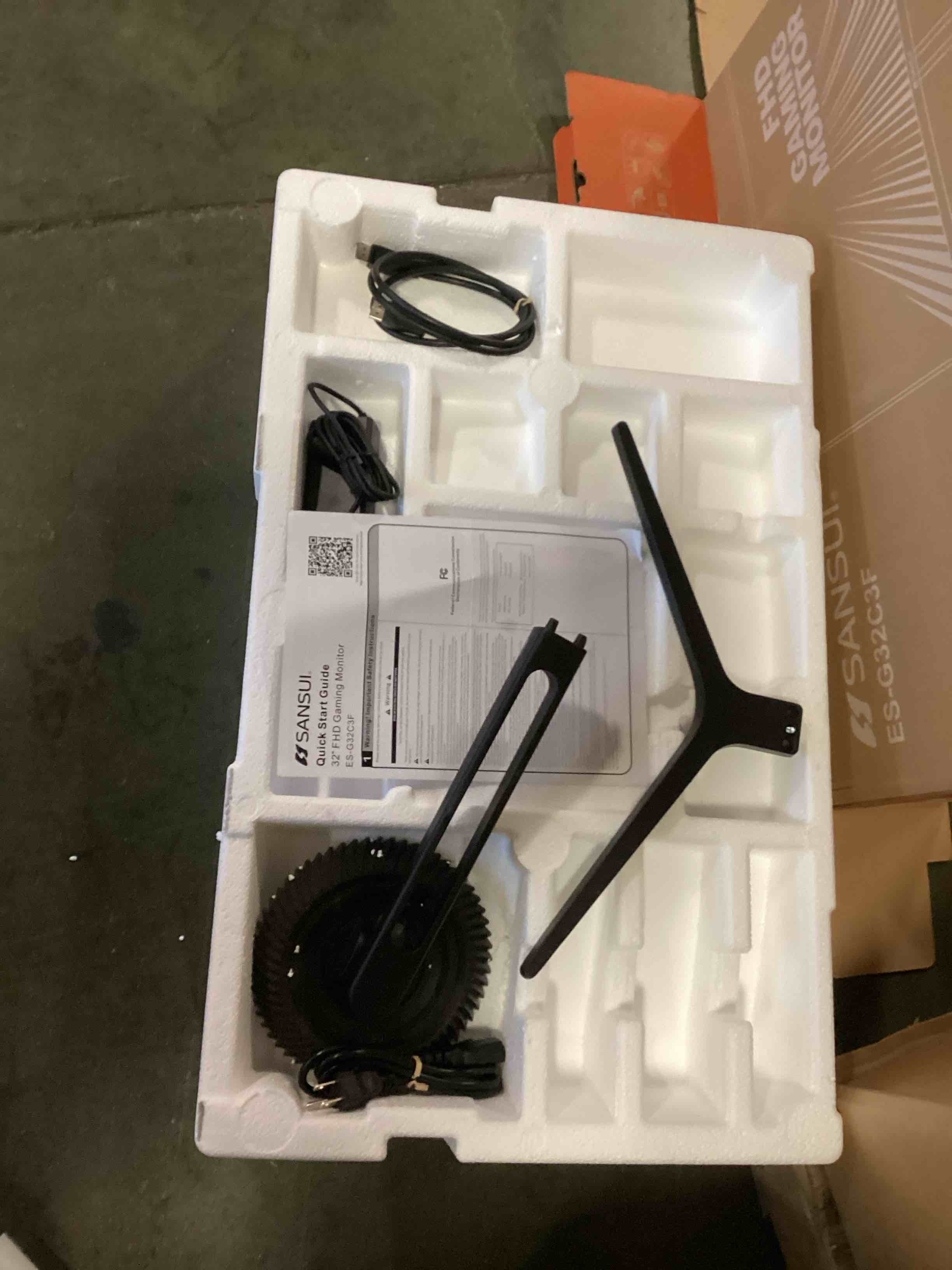 https://s3.amazonaws.com/lotting-images-prod/bidfta/PPE2199213_1738069615035.jpeg