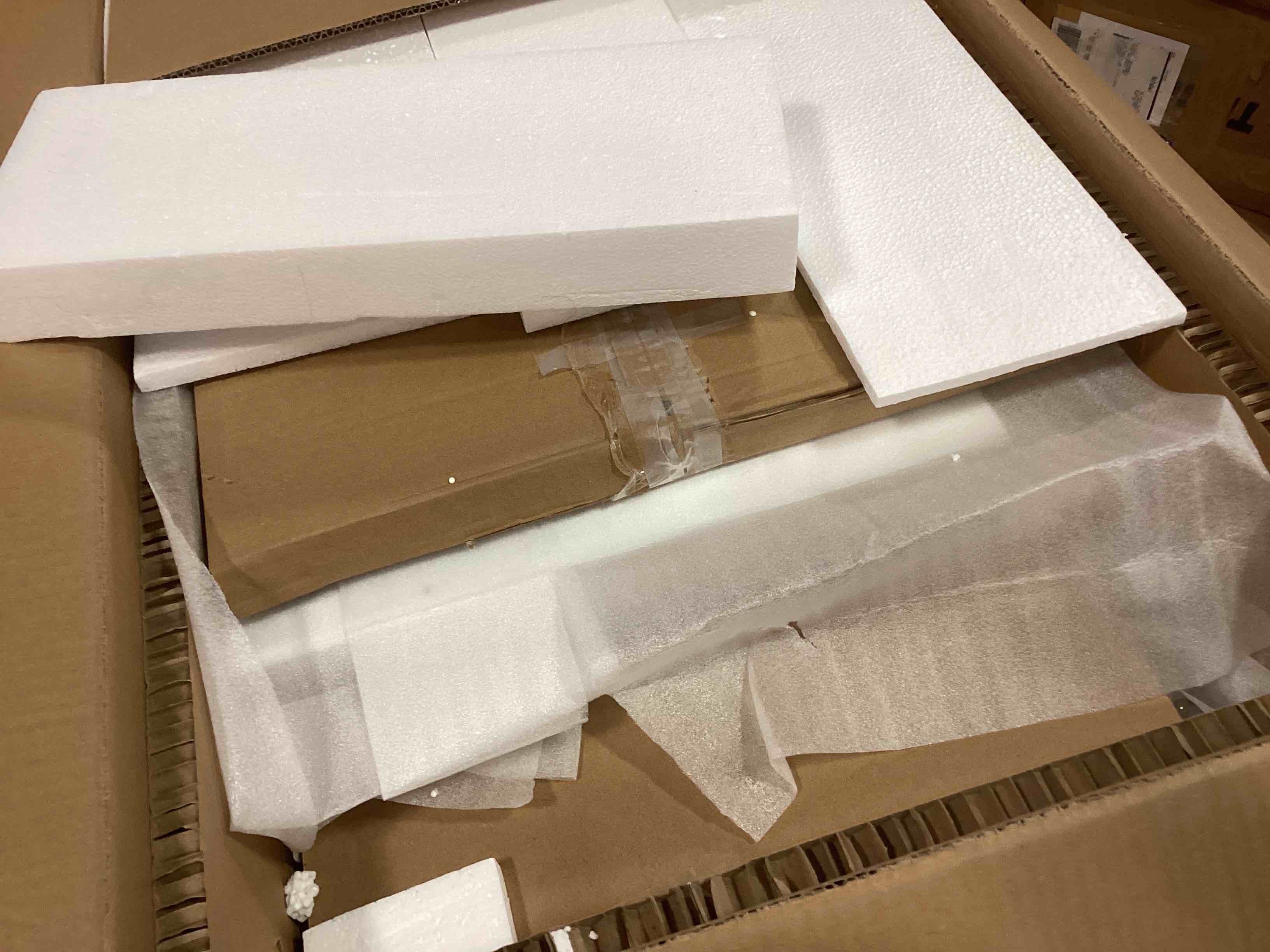 https://s3.amazonaws.com/lotting-images-prod/bidfta/PPE2199755_1738270928212.jpeg