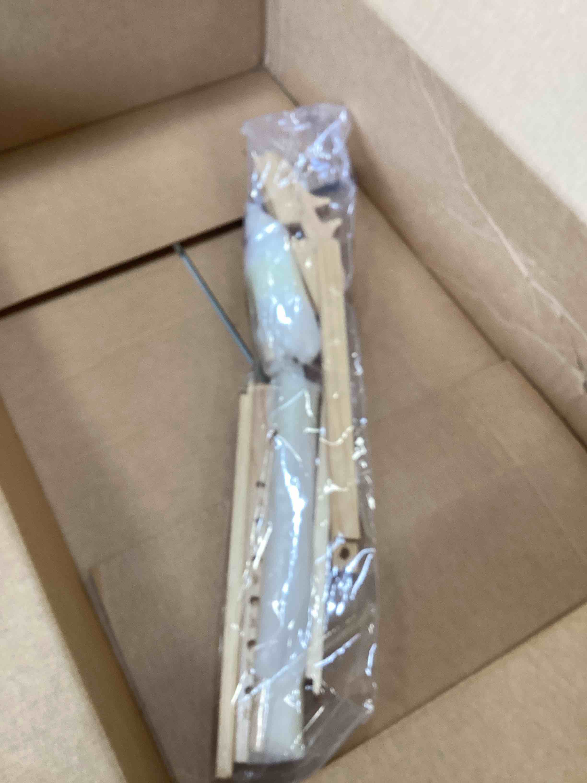 https://s3.amazonaws.com/lotting-images-prod/bidfta/PPE2199959_1738351946112.jpeg