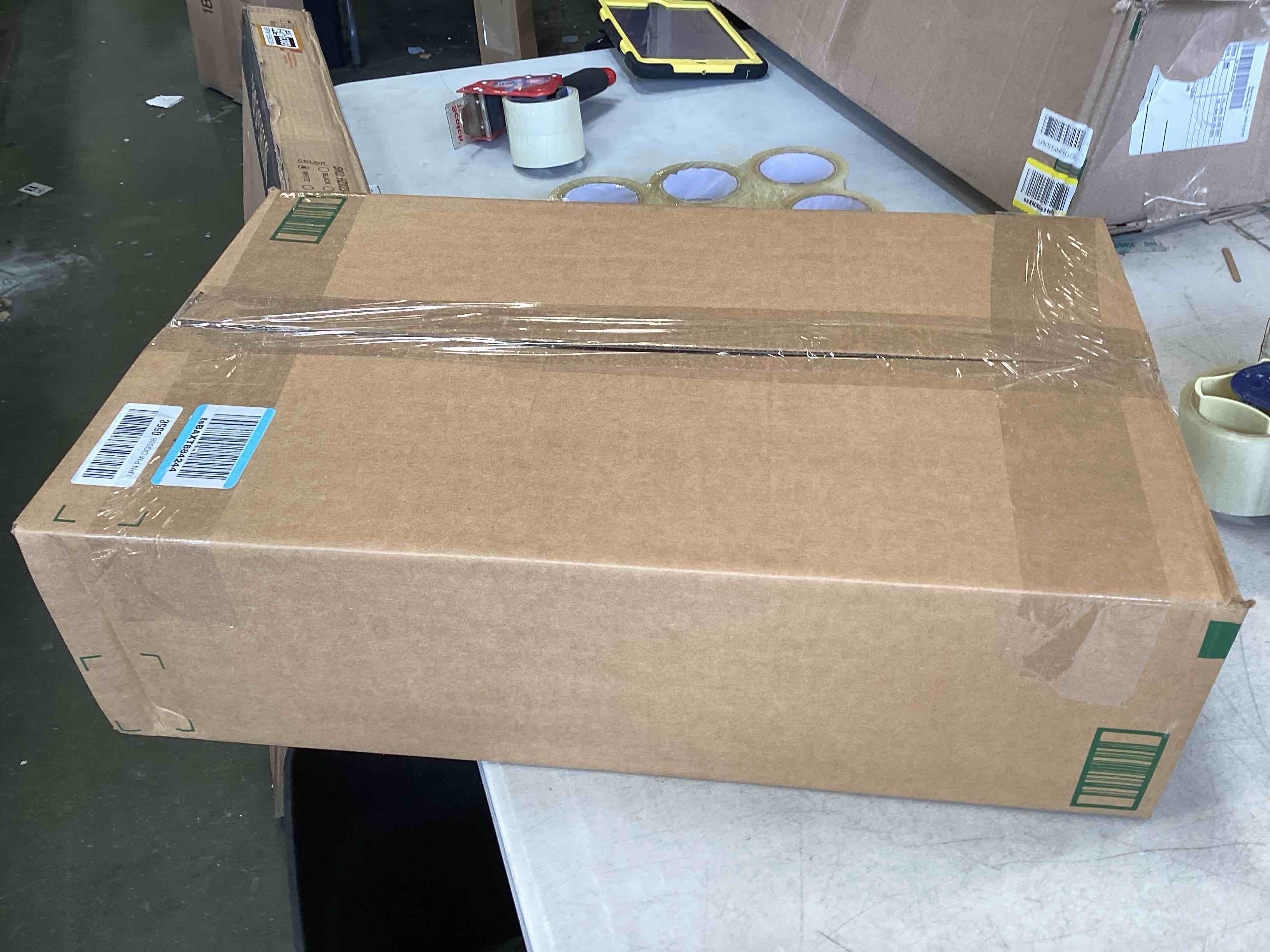 https://s3.amazonaws.com/lotting-images-prod/bidfta/PPE2199959_1738351966263.jpeg