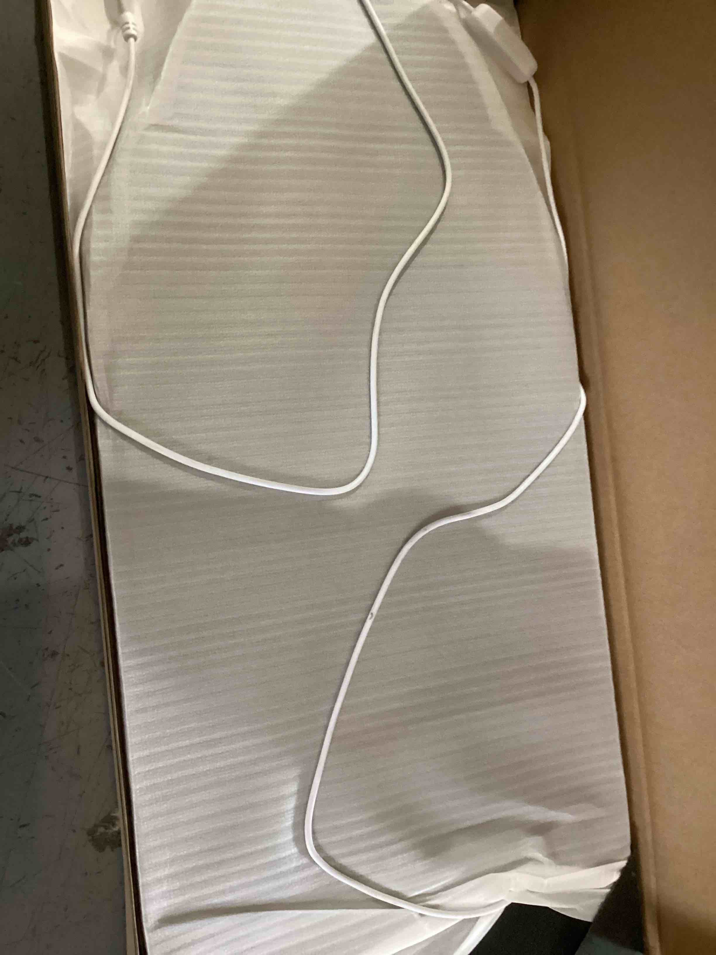 Condition photo showing Good Condition for 2025 Halloween Ghost Mirror 20 * 9.5IN Black Wavy Vanity Mirror Large Haunted Mirror for Wall Decor Spooky Wooden Ghost Hologram Decoration Lighted Halloween Decorations Indoor