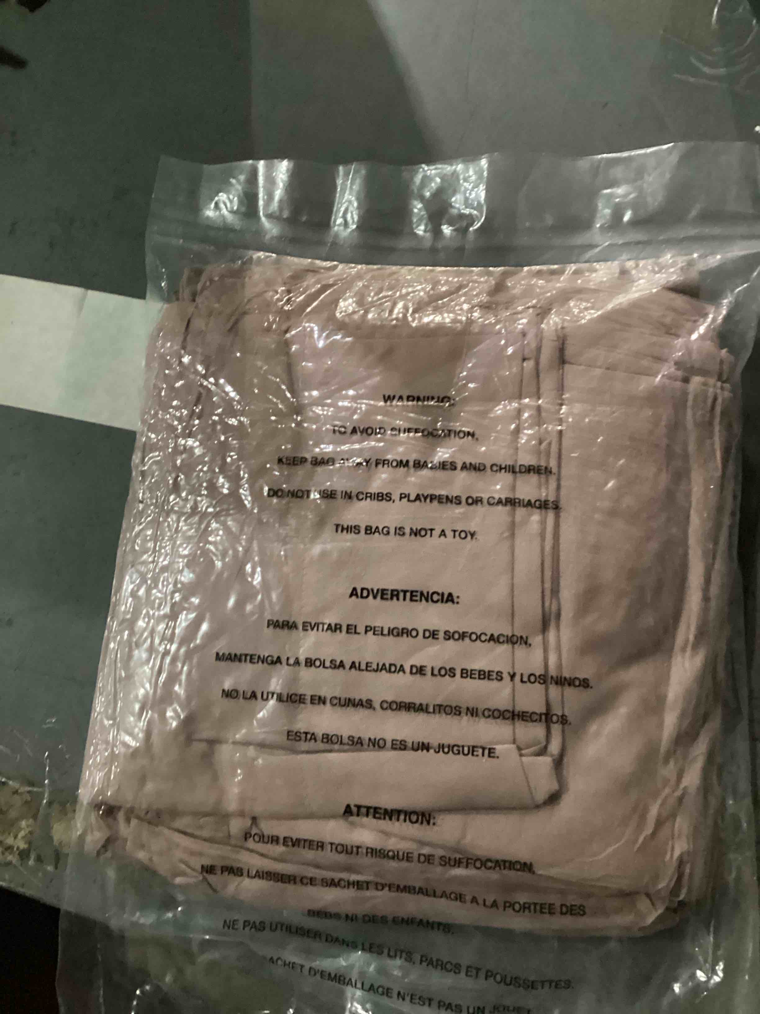 Condition photo showing As Is for Pink sheets 