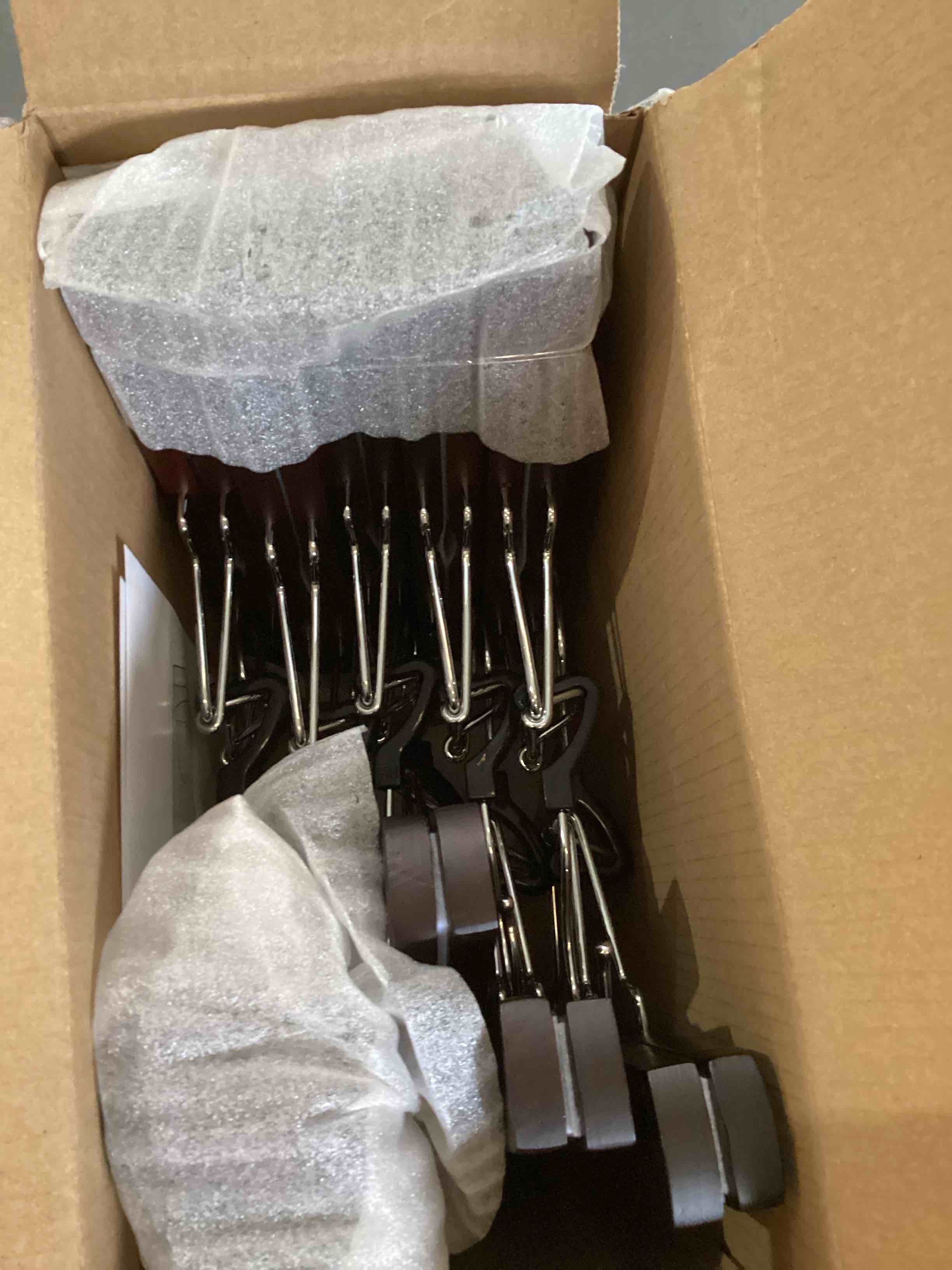 amazon basics wooden pants hangers - cherry, 10-pack