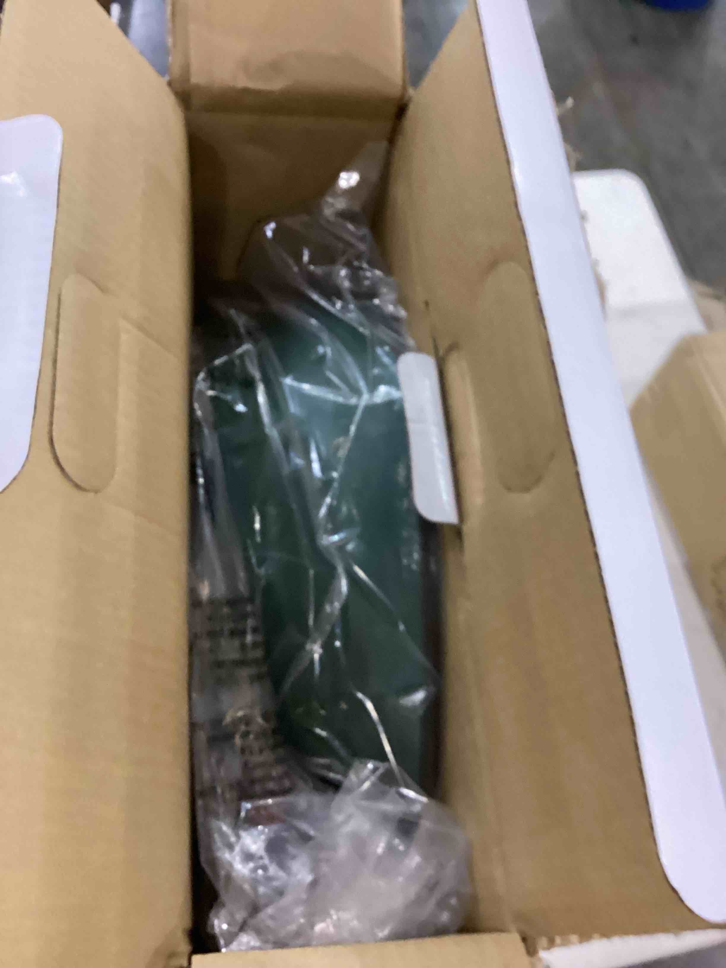 Christmas Tree Stand with Water Reservoir, Foot Press Easy Setup, Fits up to 8ft Real Tree with 5.1" Diameter, Equipped with Water Level Indicator, No Assembly Needed