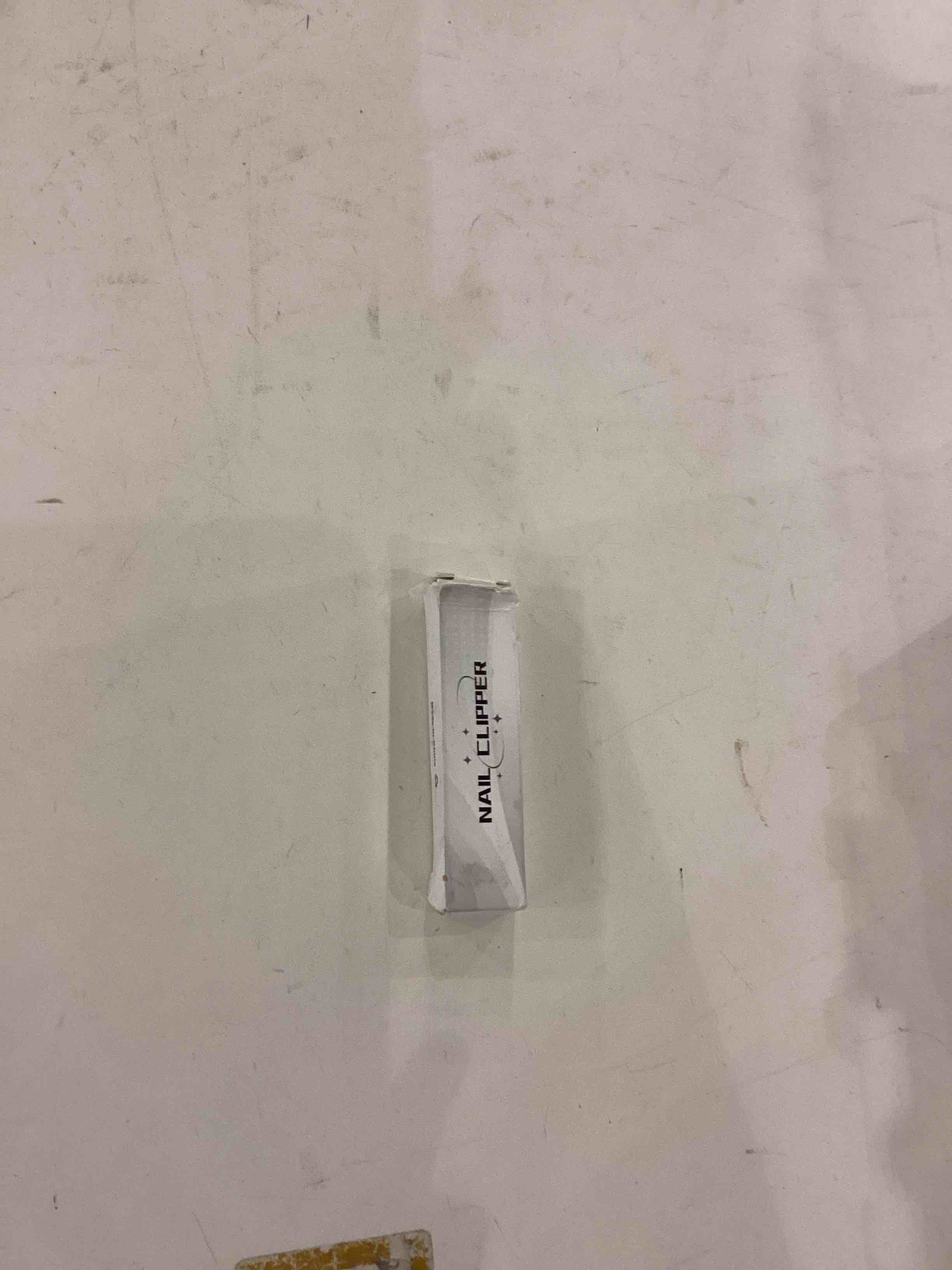 Premium Silver Anti-Splash Stainless Steel Safety Lock Nail Clipper with Catcher for Fingernails and Toenails (Slanted Edge) Silver-Slanted Edge