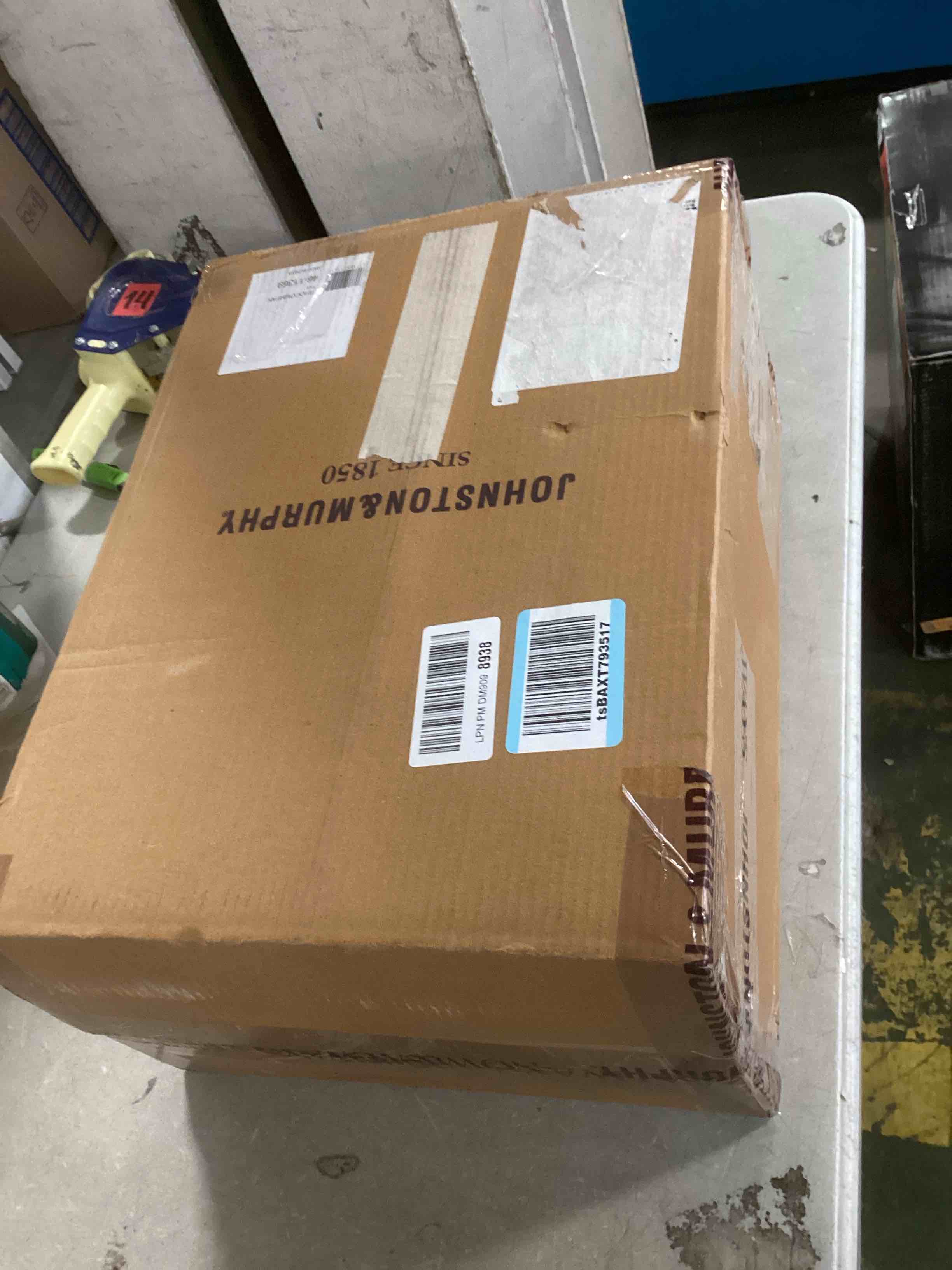 https://s3.amazonaws.com/lotting-images-prod/bidfta/PPE2224054_1737479776722.jpeg