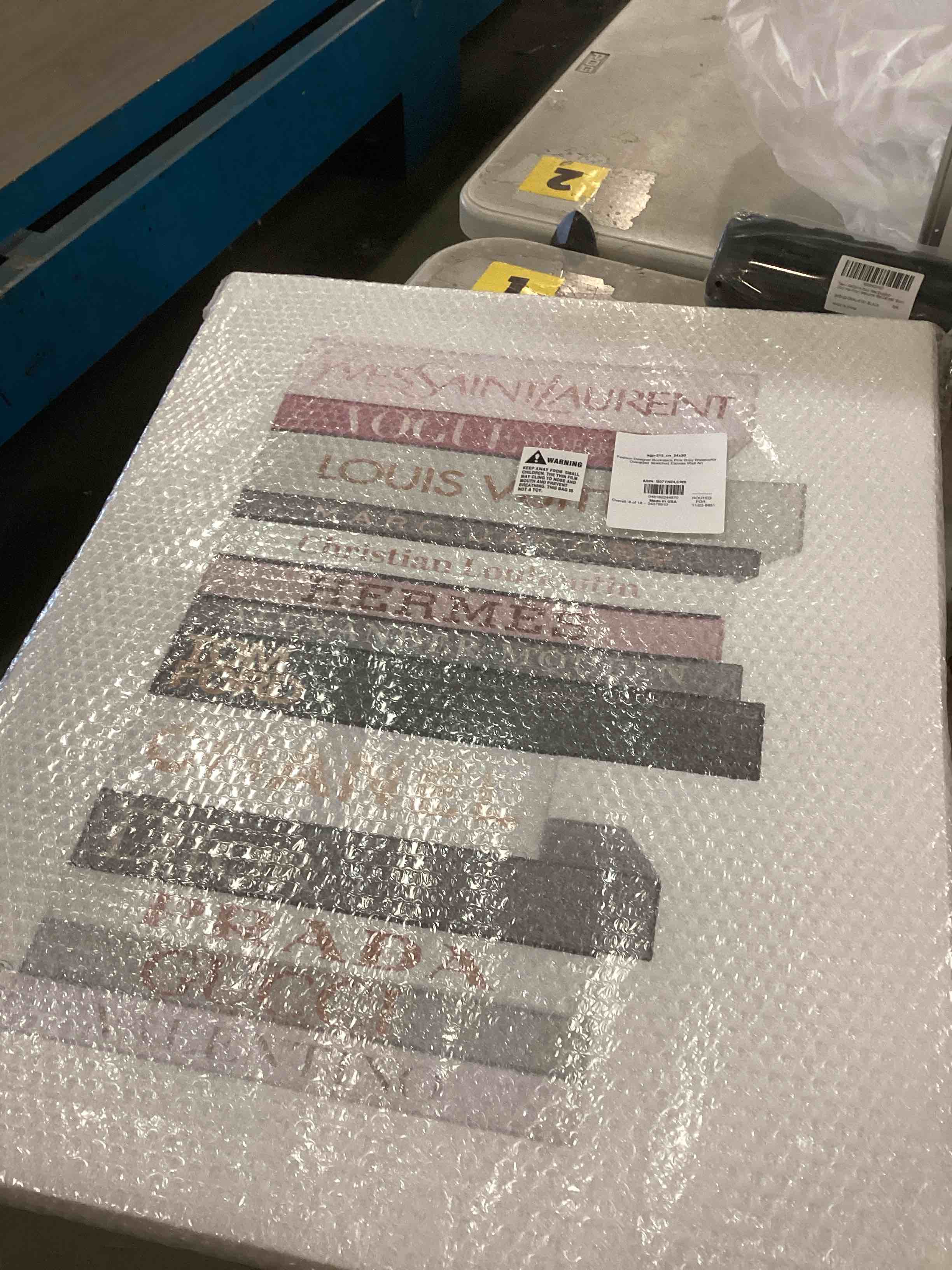 https://s3.amazonaws.com/lotting-images-prod/bidfta/PPE2224182_1737994599528.jpeg