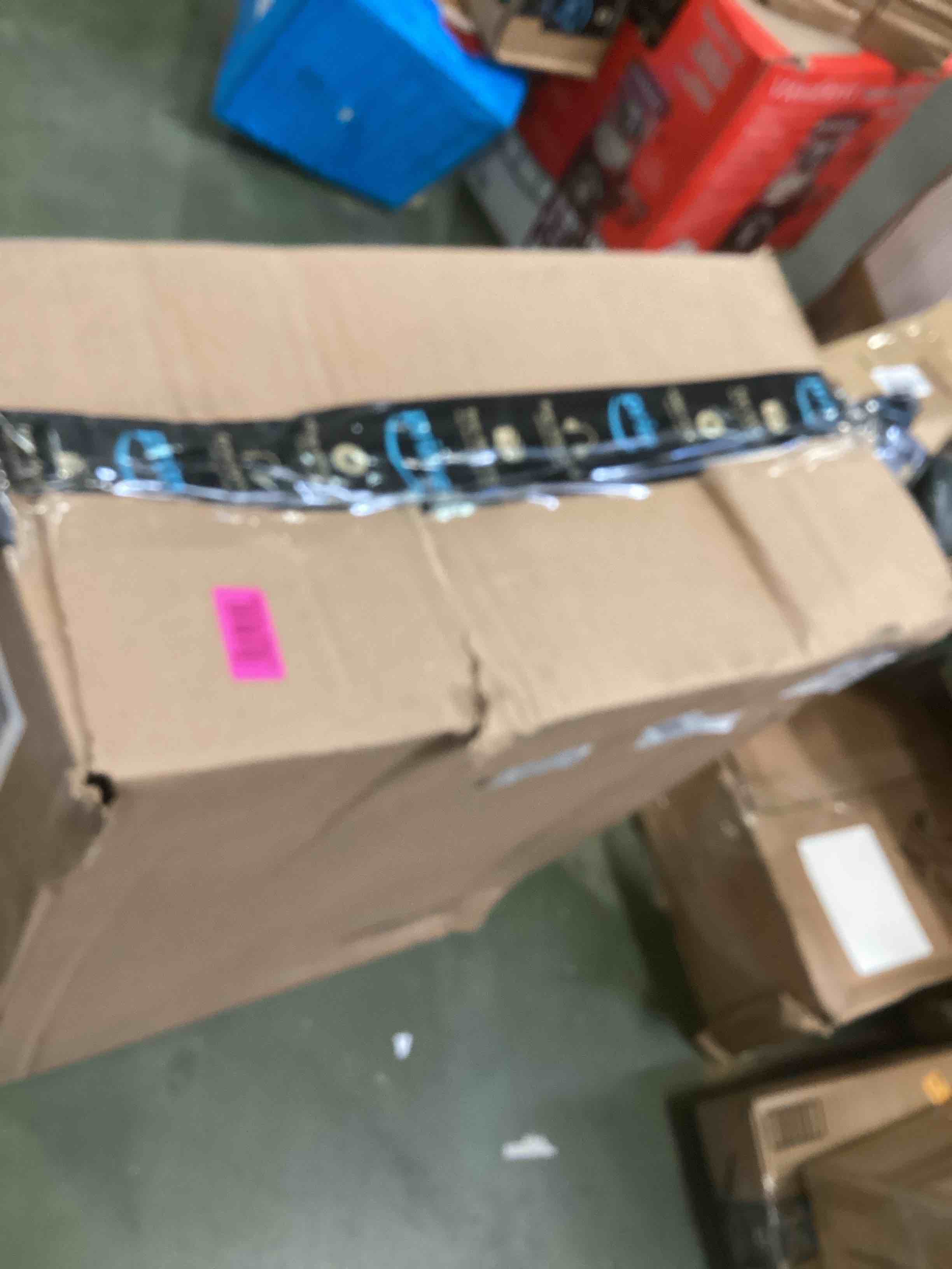 https://s3.amazonaws.com/lotting-images-prod/bidfta/PPE2224510_1738085024461.jpeg