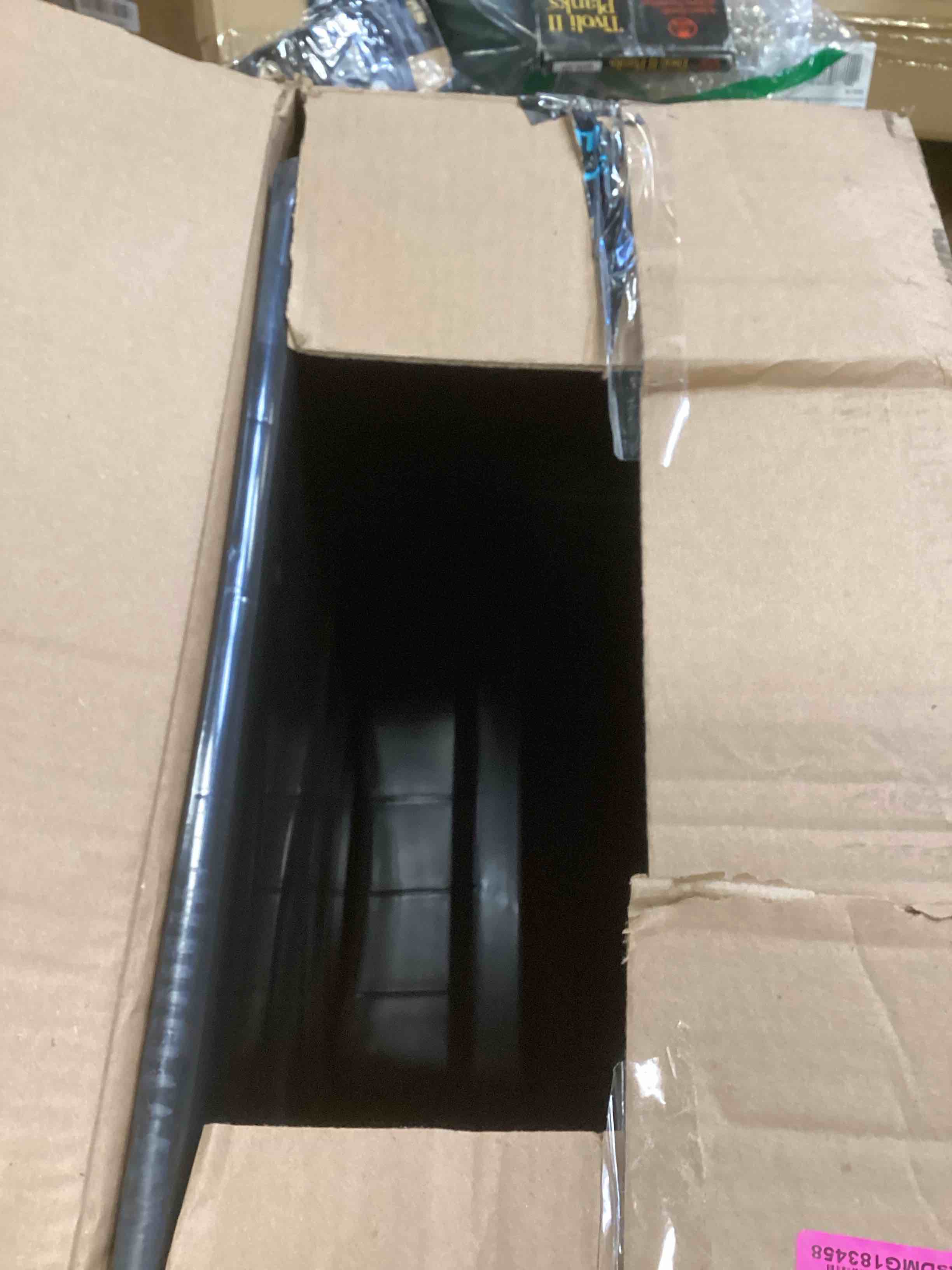 https://s3.amazonaws.com/lotting-images-prod/bidfta/PPE2224510_1738085035302.jpeg