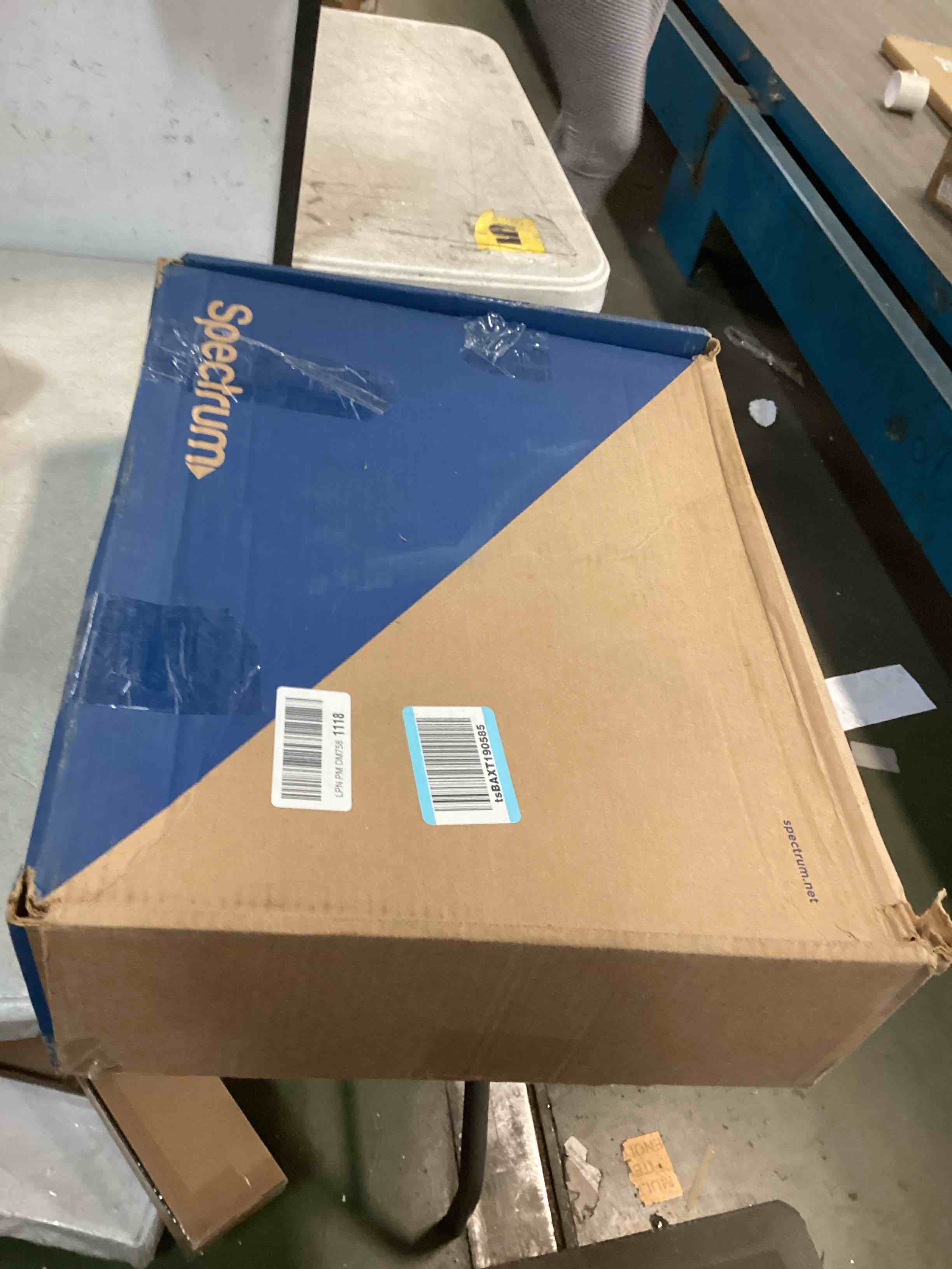 https://s3.amazonaws.com/lotting-images-prod/bidfta/PPE2225129_1738256923351.jpeg