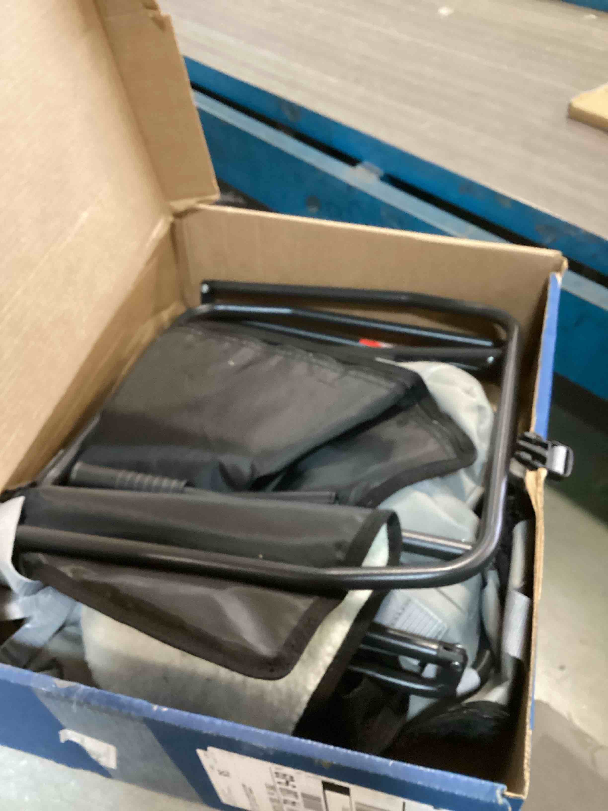 https://s3.amazonaws.com/lotting-images-prod/bidfta/PPE2225129_1738256935397.jpeg