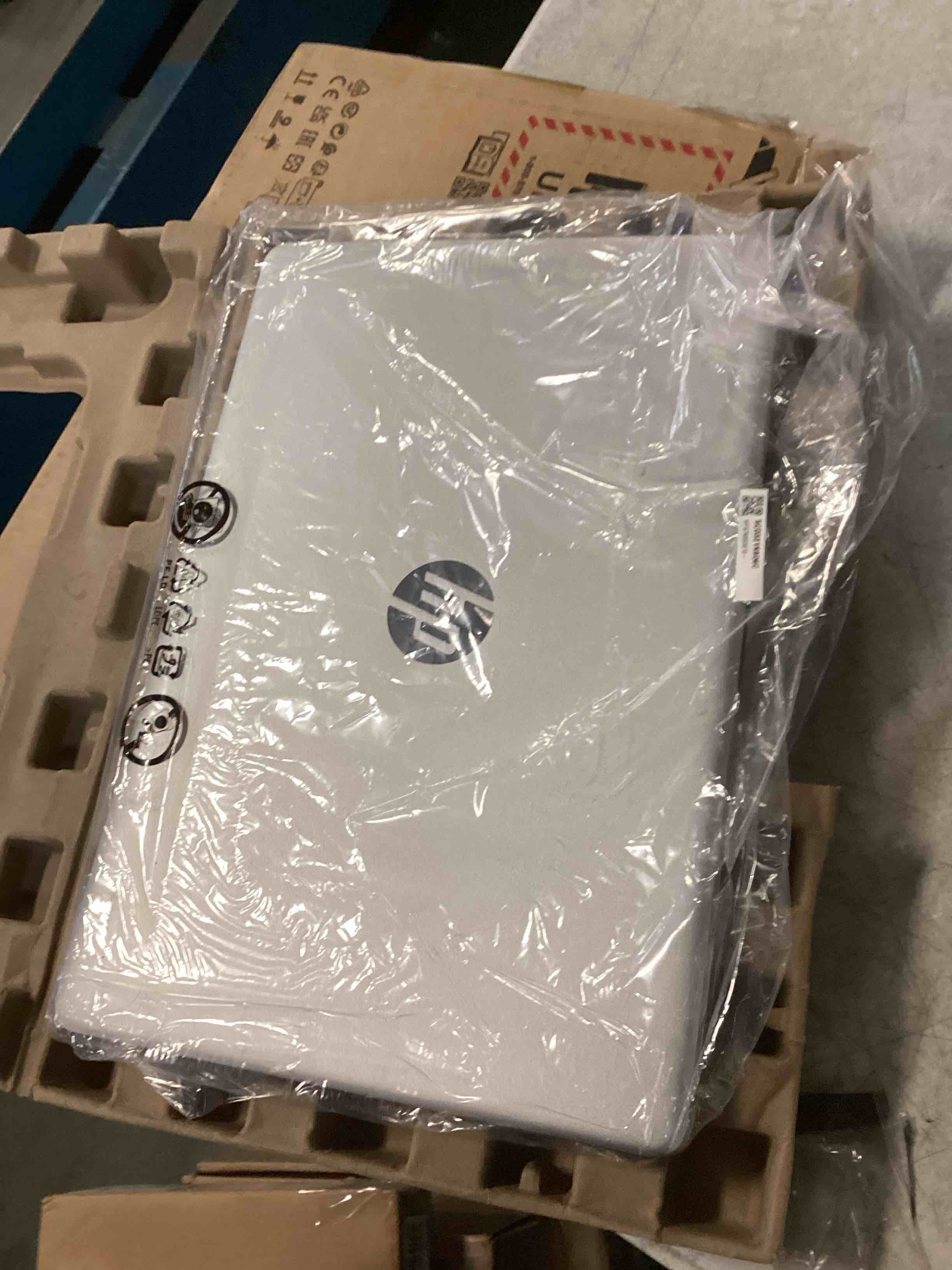 https://s3.amazonaws.com/lotting-images-prod/bidfta/PPE2226101_1738939349612.jpeg
