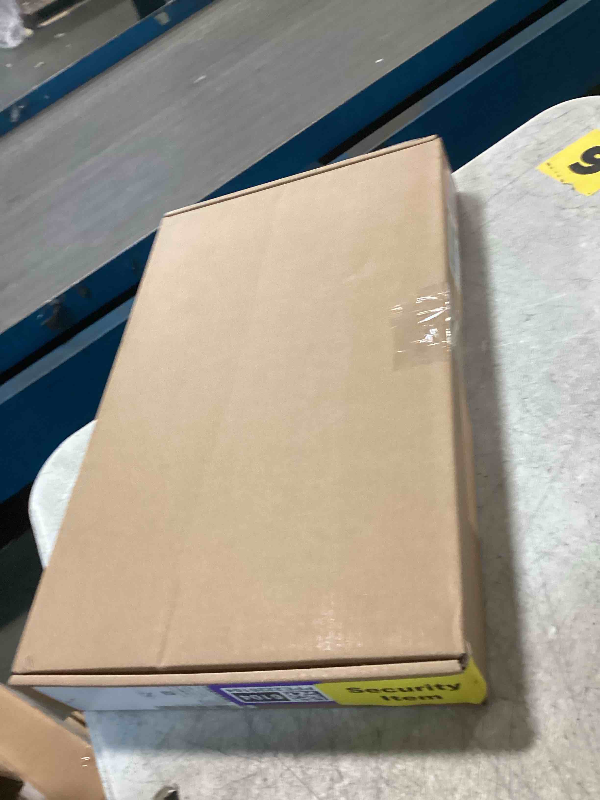 https://s3.amazonaws.com/lotting-images-prod/bidfta/PPE2226104_1738941807490.jpeg