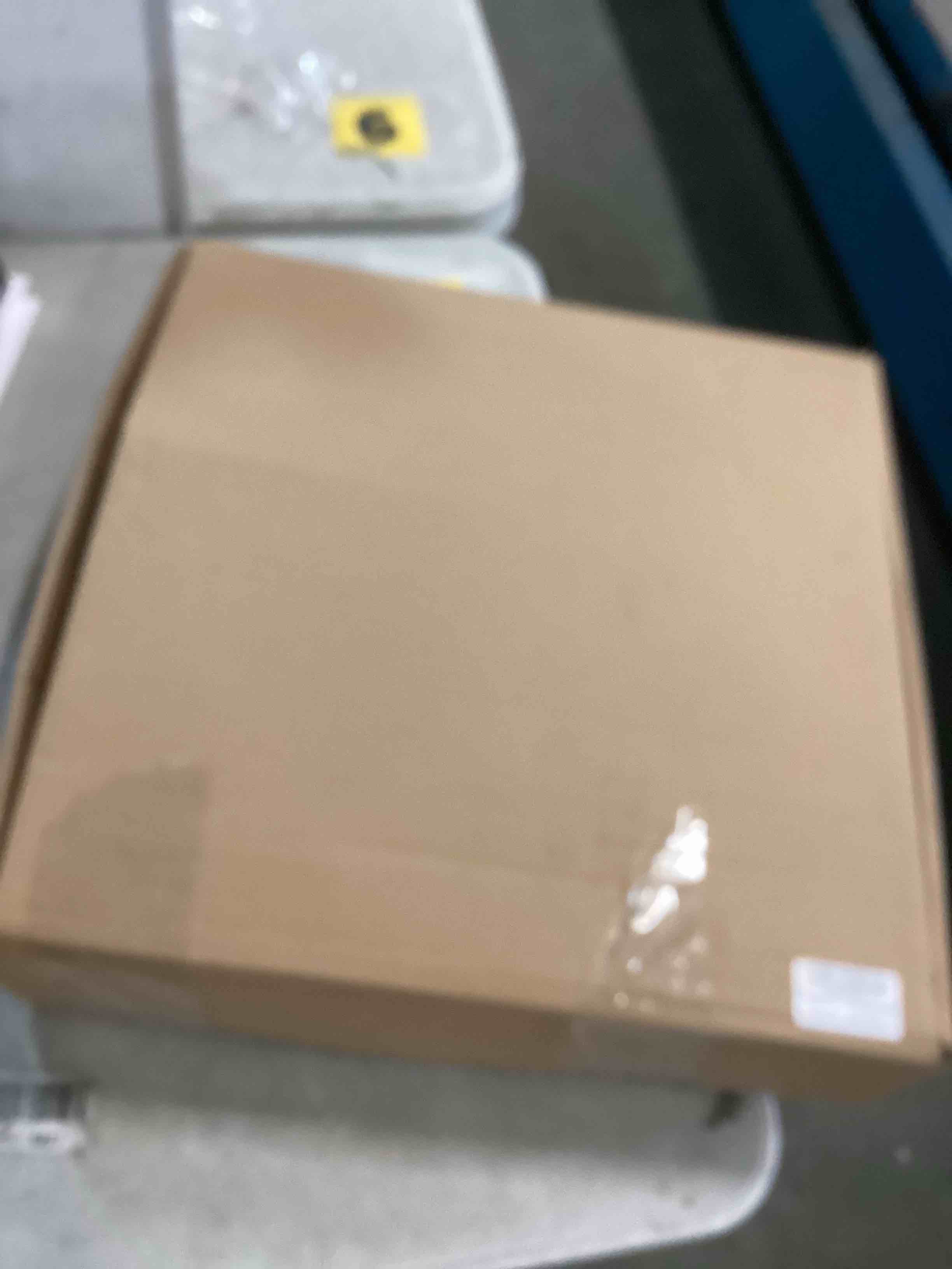 https://s3.amazonaws.com/lotting-images-prod/bidfta/PPE2226307_1739215389564.jpeg
