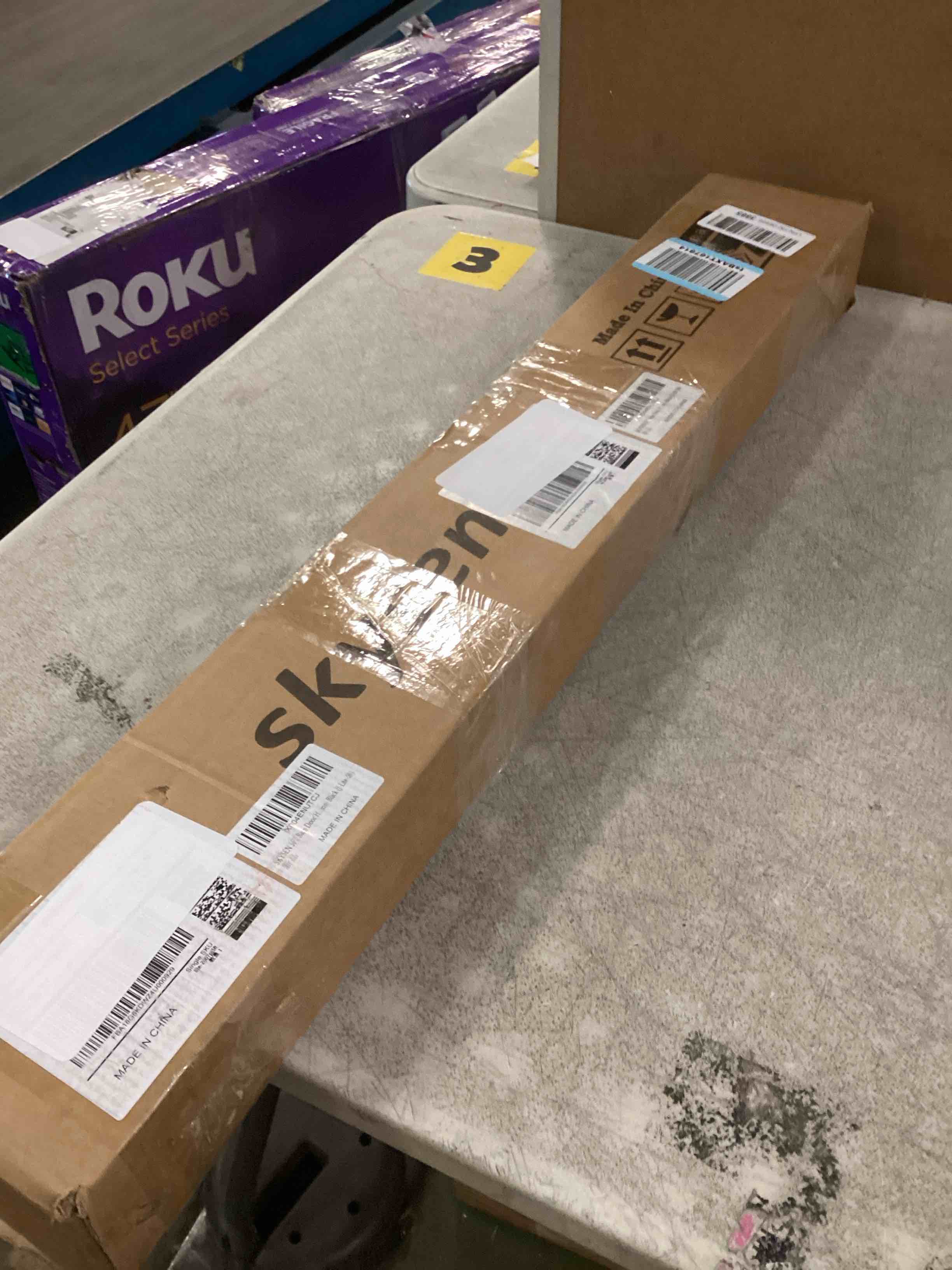 https://s3.amazonaws.com/lotting-images-prod/bidfta/PPE2227060_1736778625546.jpeg