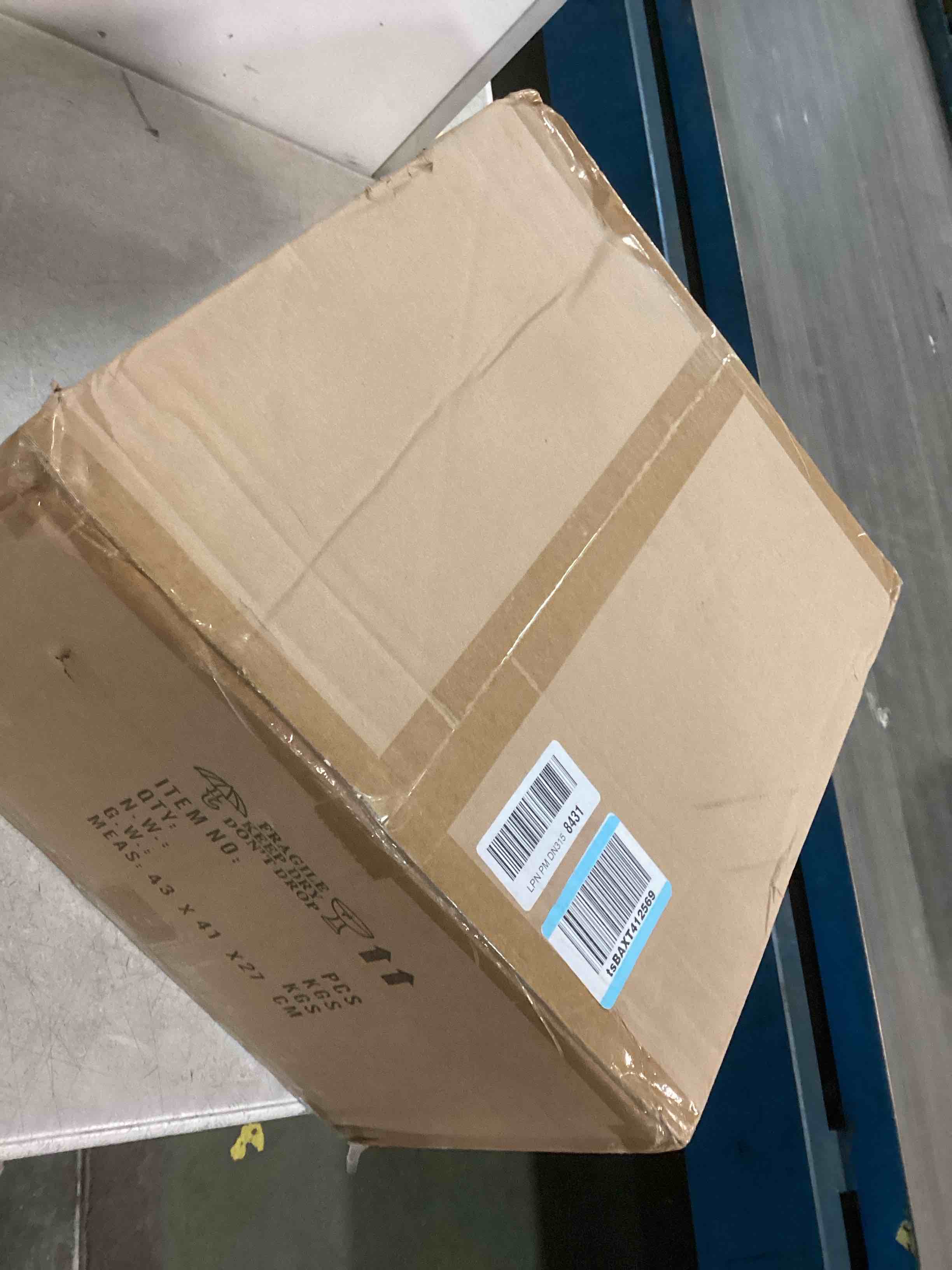 https://s3.amazonaws.com/lotting-images-prod/bidfta/PPE2227237_1736861240958.jpeg