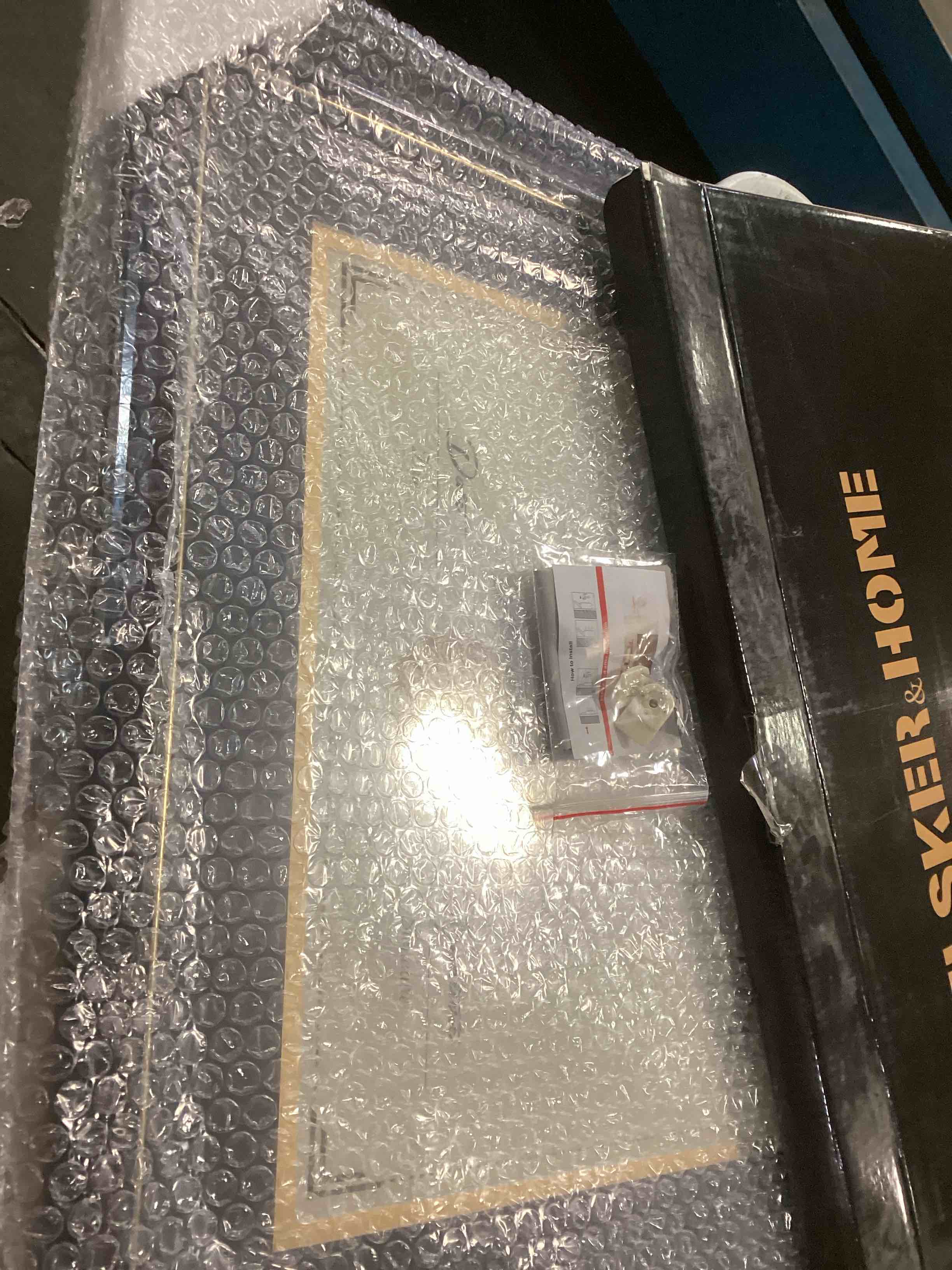 https://s3.amazonaws.com/lotting-images-prod/bidfta/PPE2227683_1736962132721.jpeg