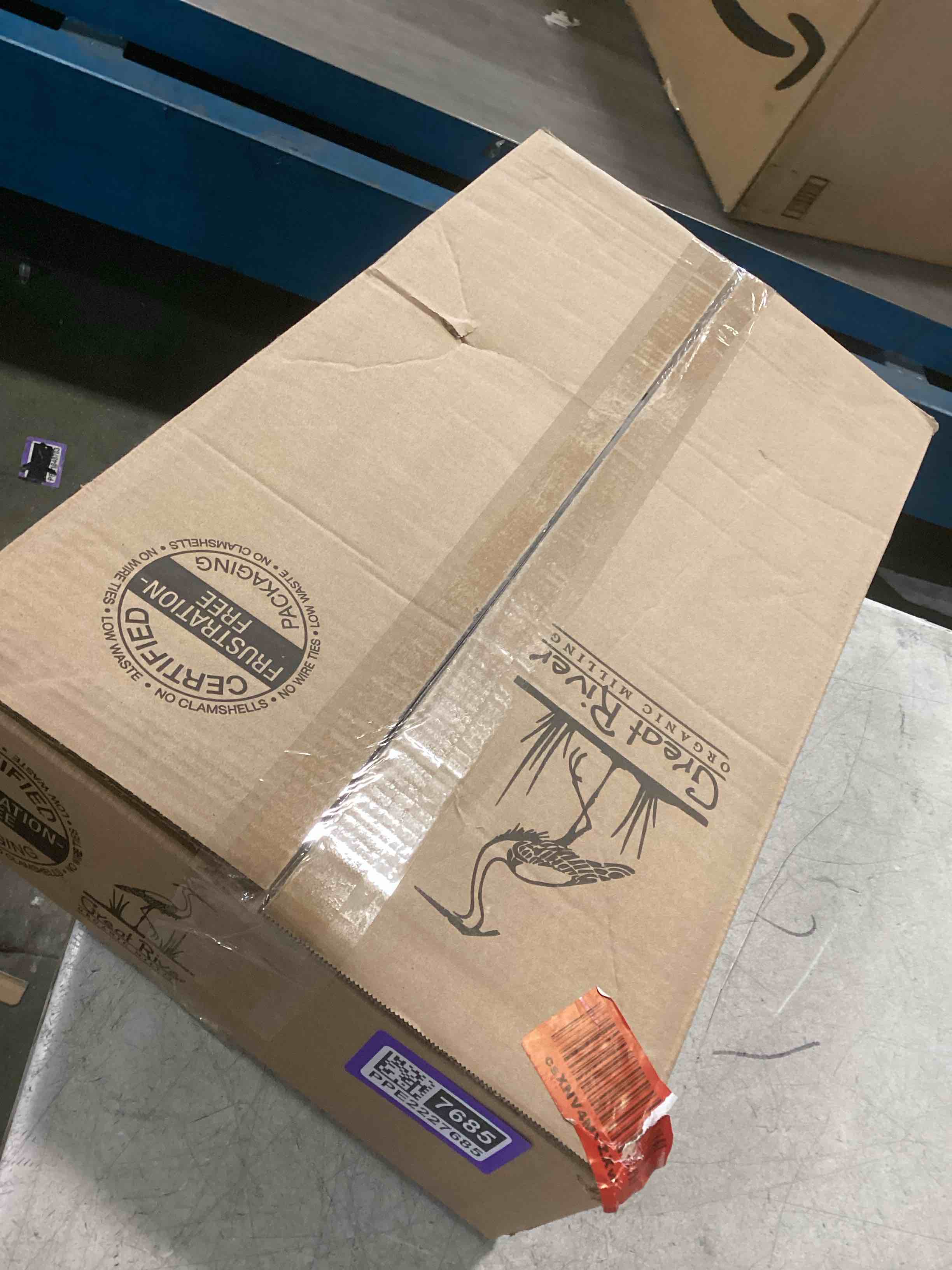 https://s3.amazonaws.com/lotting-images-prod/bidfta/PPE2227685_1736965809662.jpeg