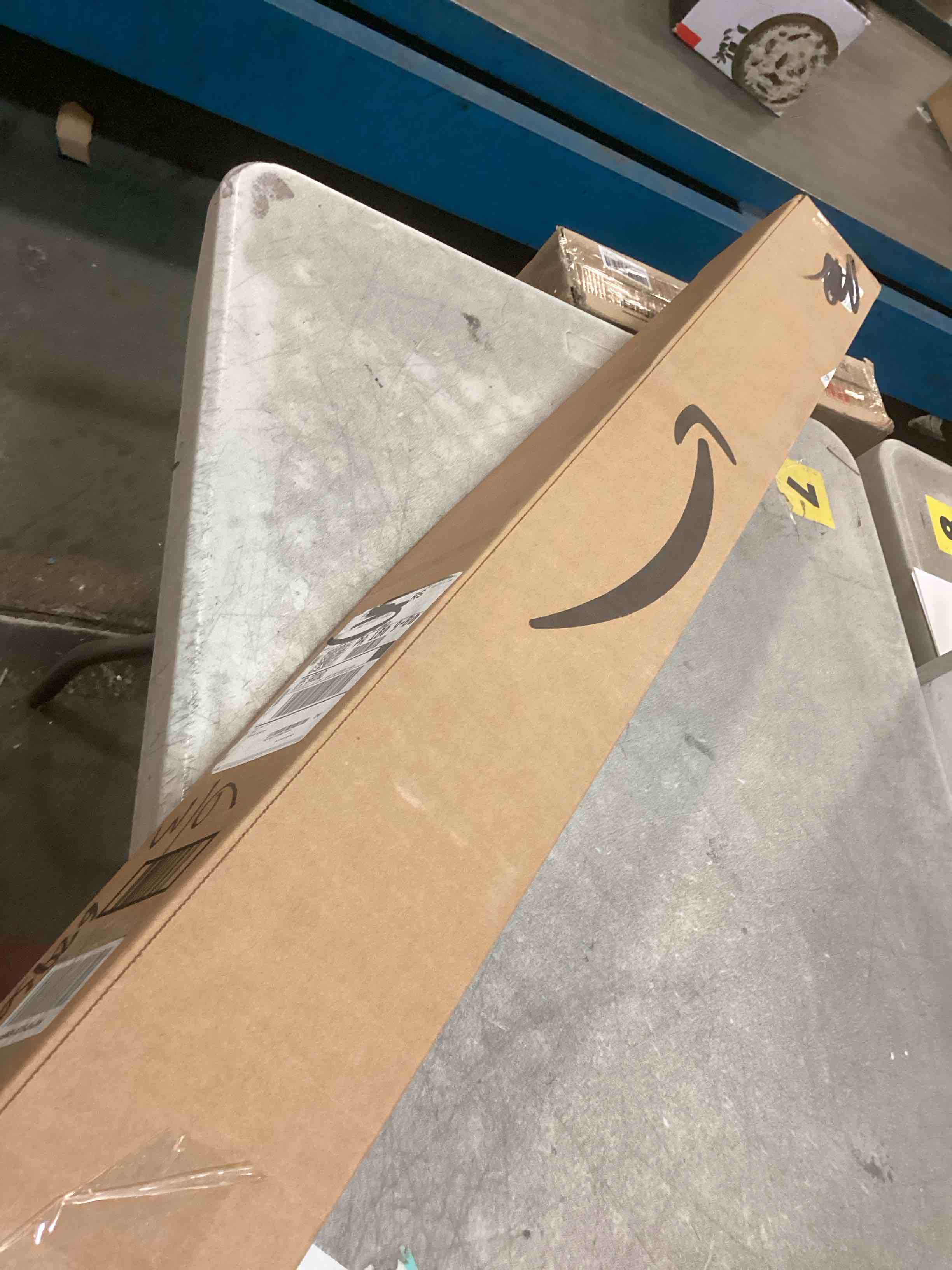 https://s3.amazonaws.com/lotting-images-prod/bidfta/PPE2228042_1737128418412.jpeg