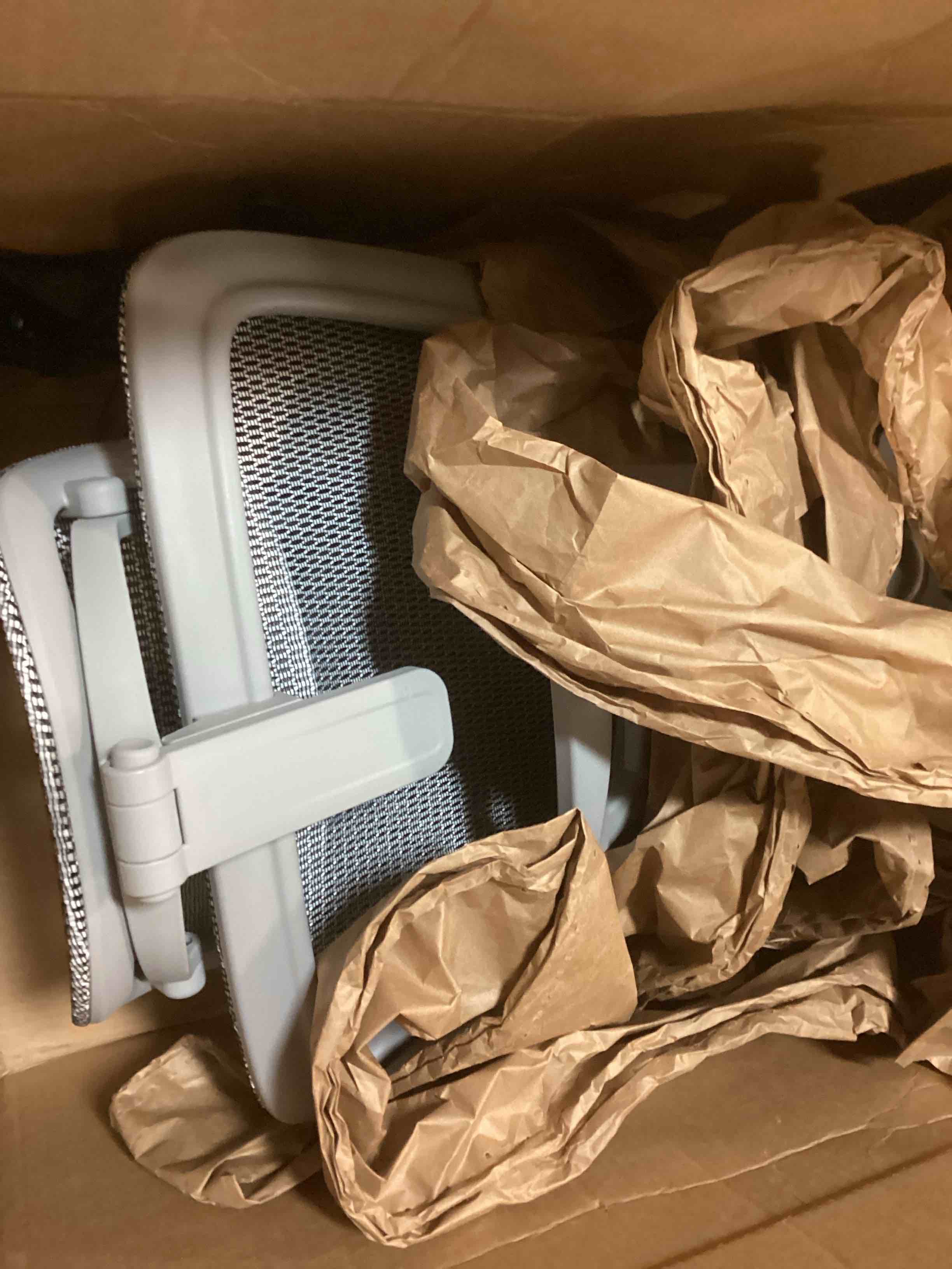 https://s3.amazonaws.com/lotting-images-prod/bidfta/PPE2228303_1737386969845.jpeg